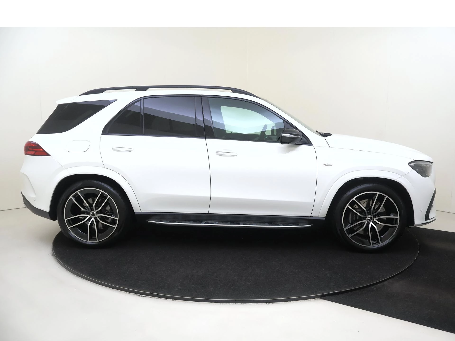 Mercedes-Benz GLE 400 e 4MATIC AMG Line Premium Plus