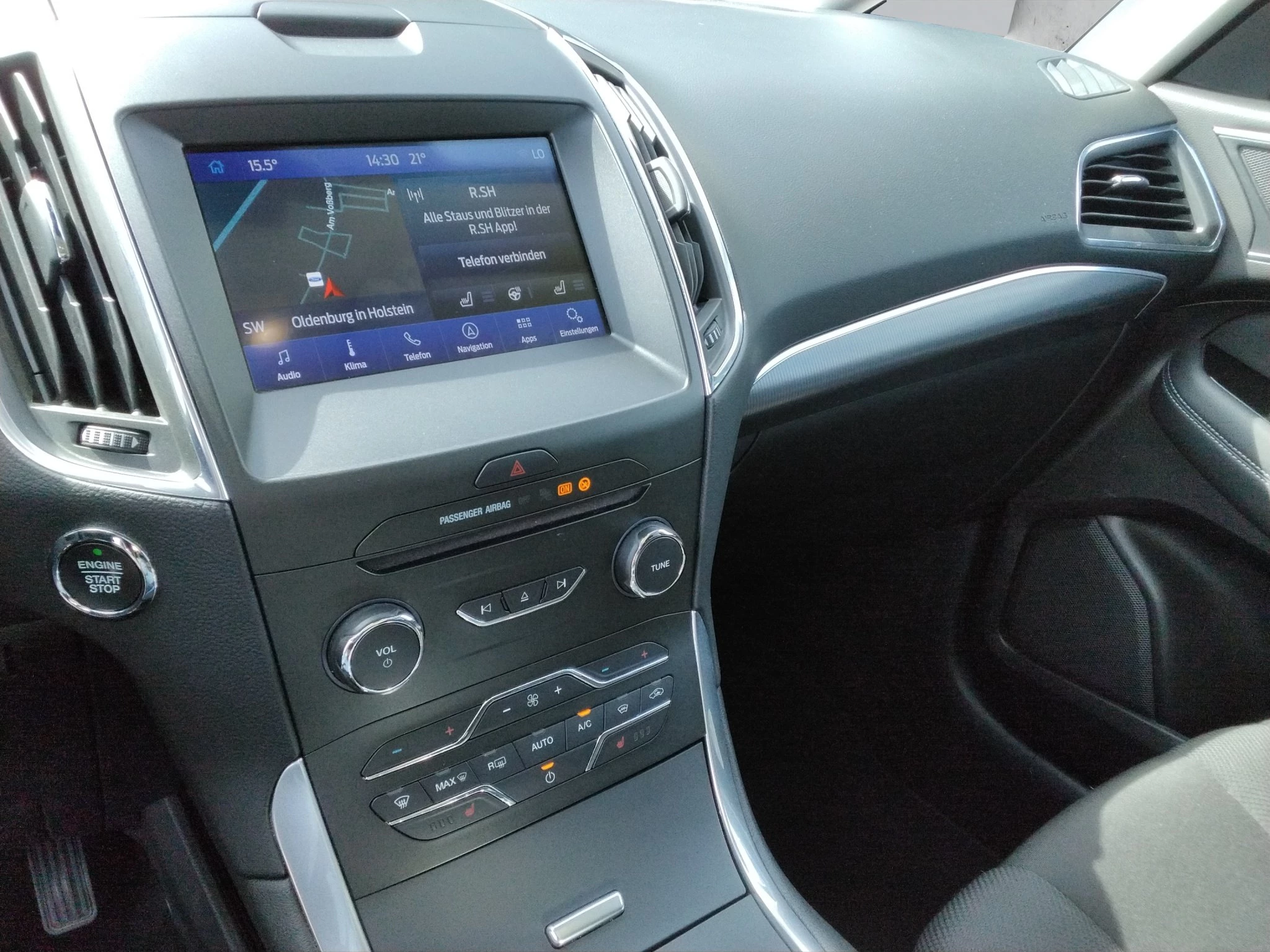 Ford S-Max Titanium 7-Sitzer