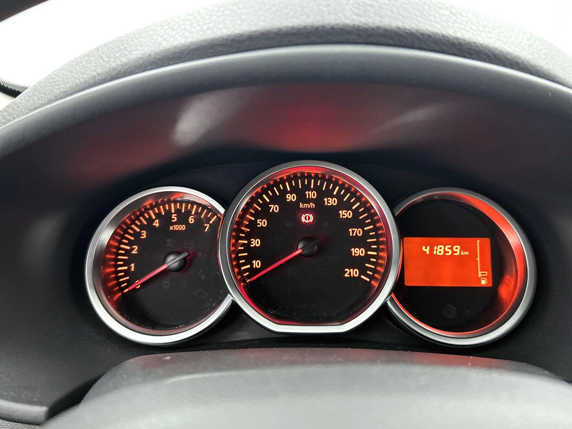 Dacia-Logan-image-13