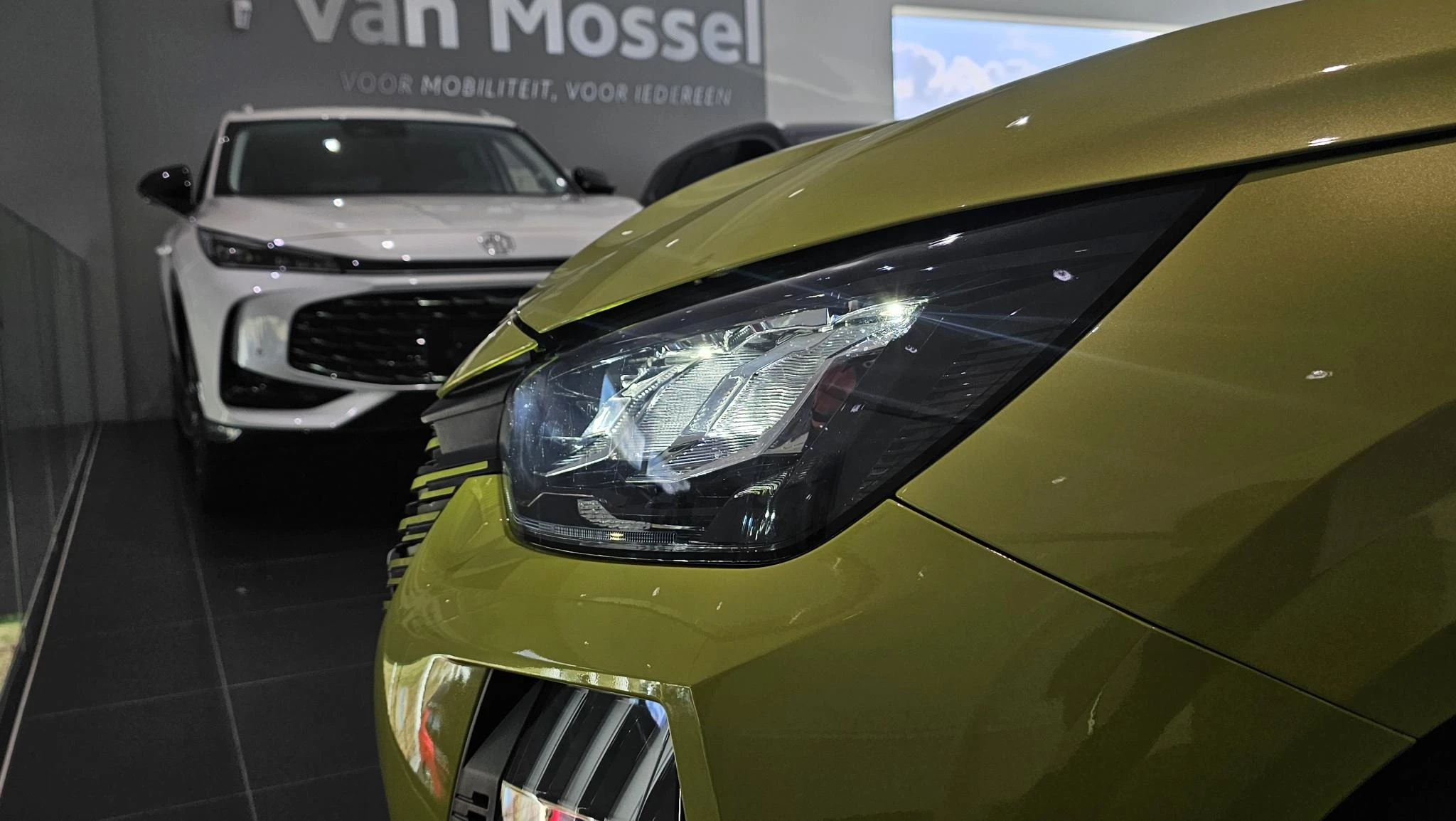 Peugeot-208-image-23