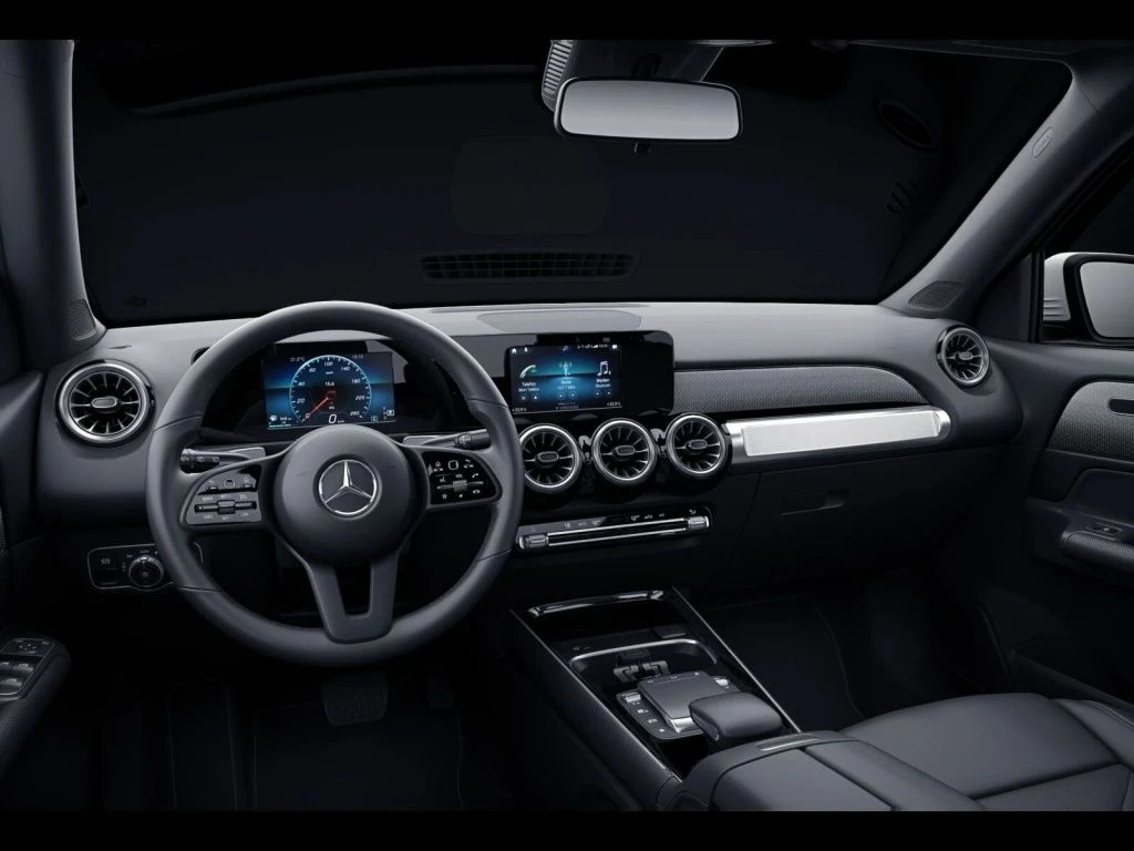 Mercedes-Benz-GLB 200-image-9