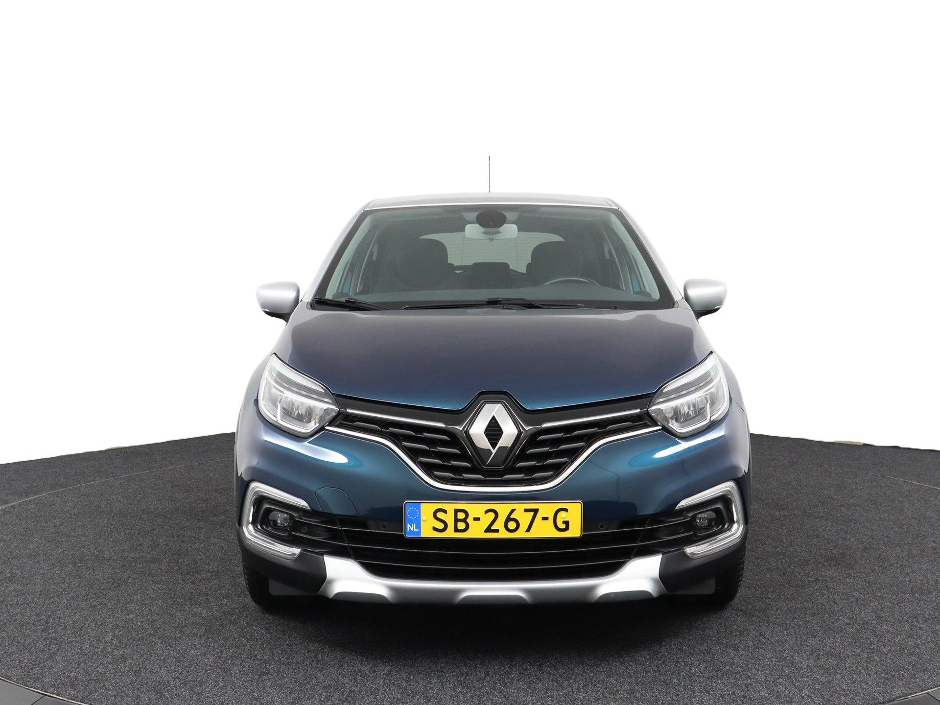Renault-Captur-image-12