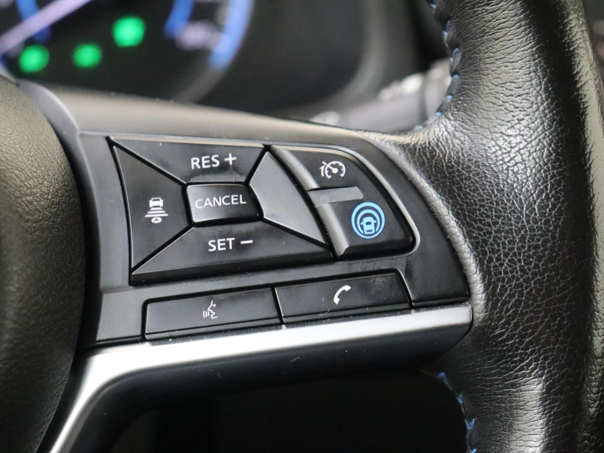 Nissan-Leaf-image-17