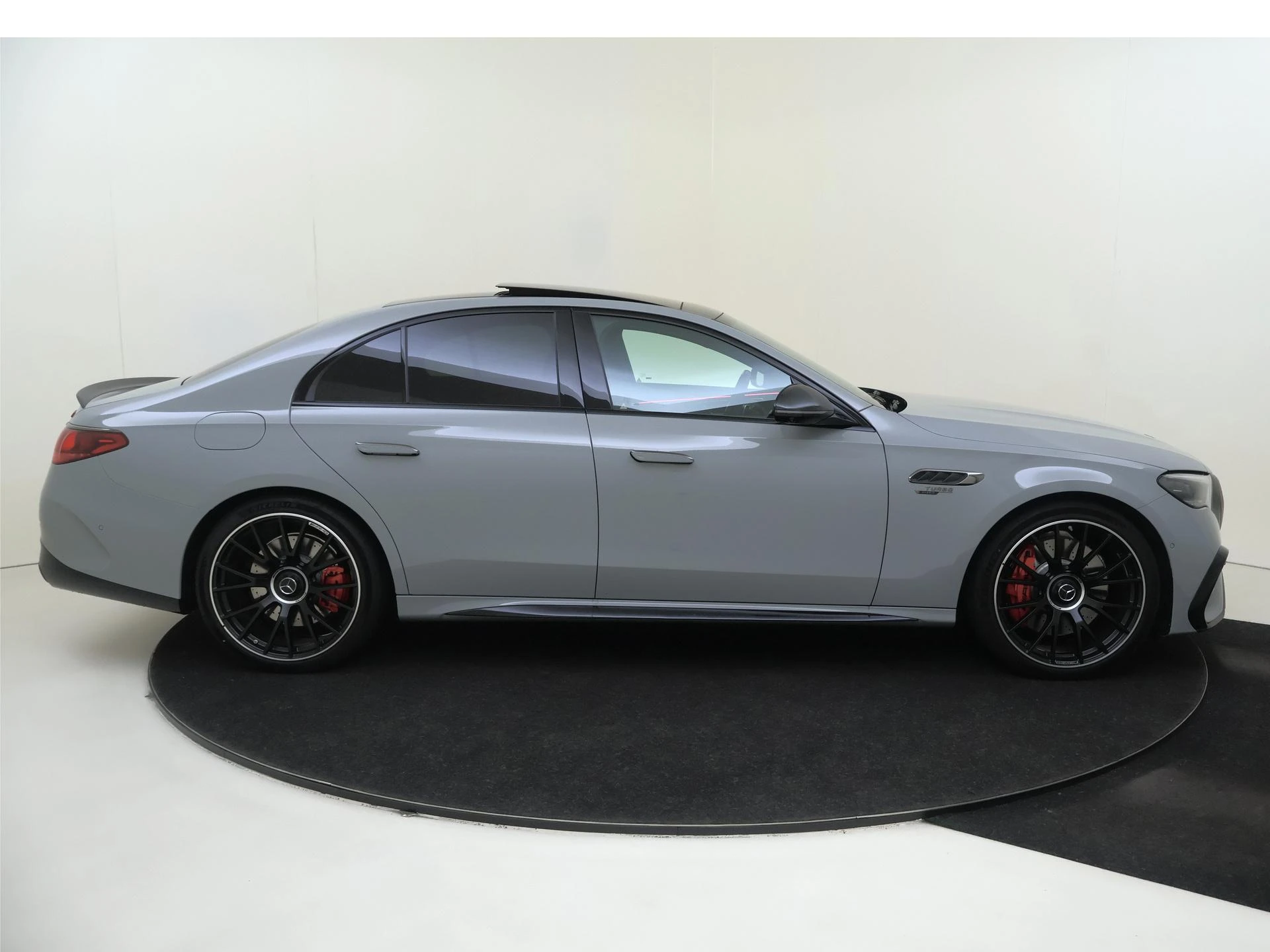Mercedes-Benz E-Klasse AMG 53 4MATIC+ Night Edition