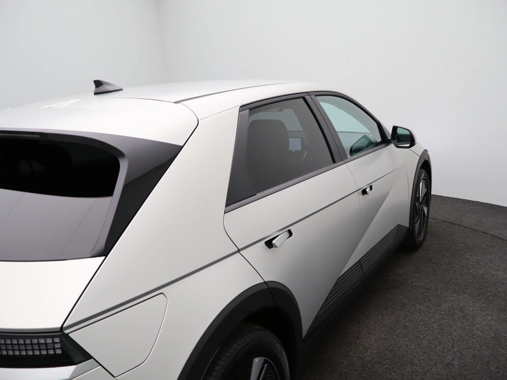 Hyundai-IONIQ 5-image-38