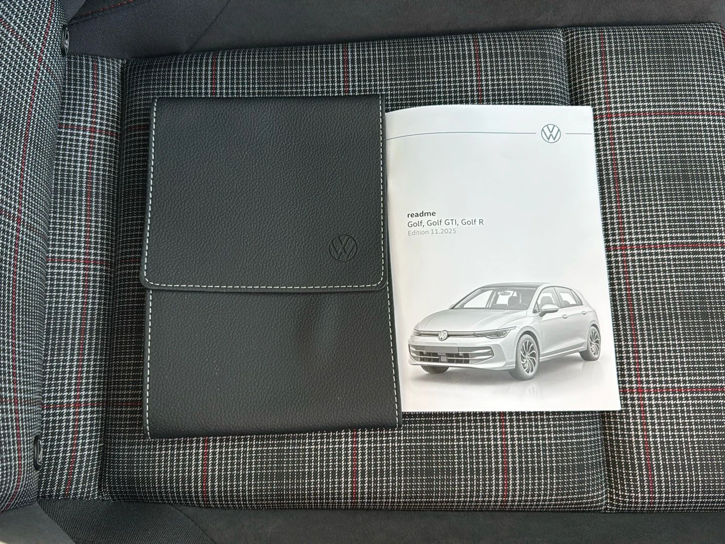 Volkswagen-Golf-image-15