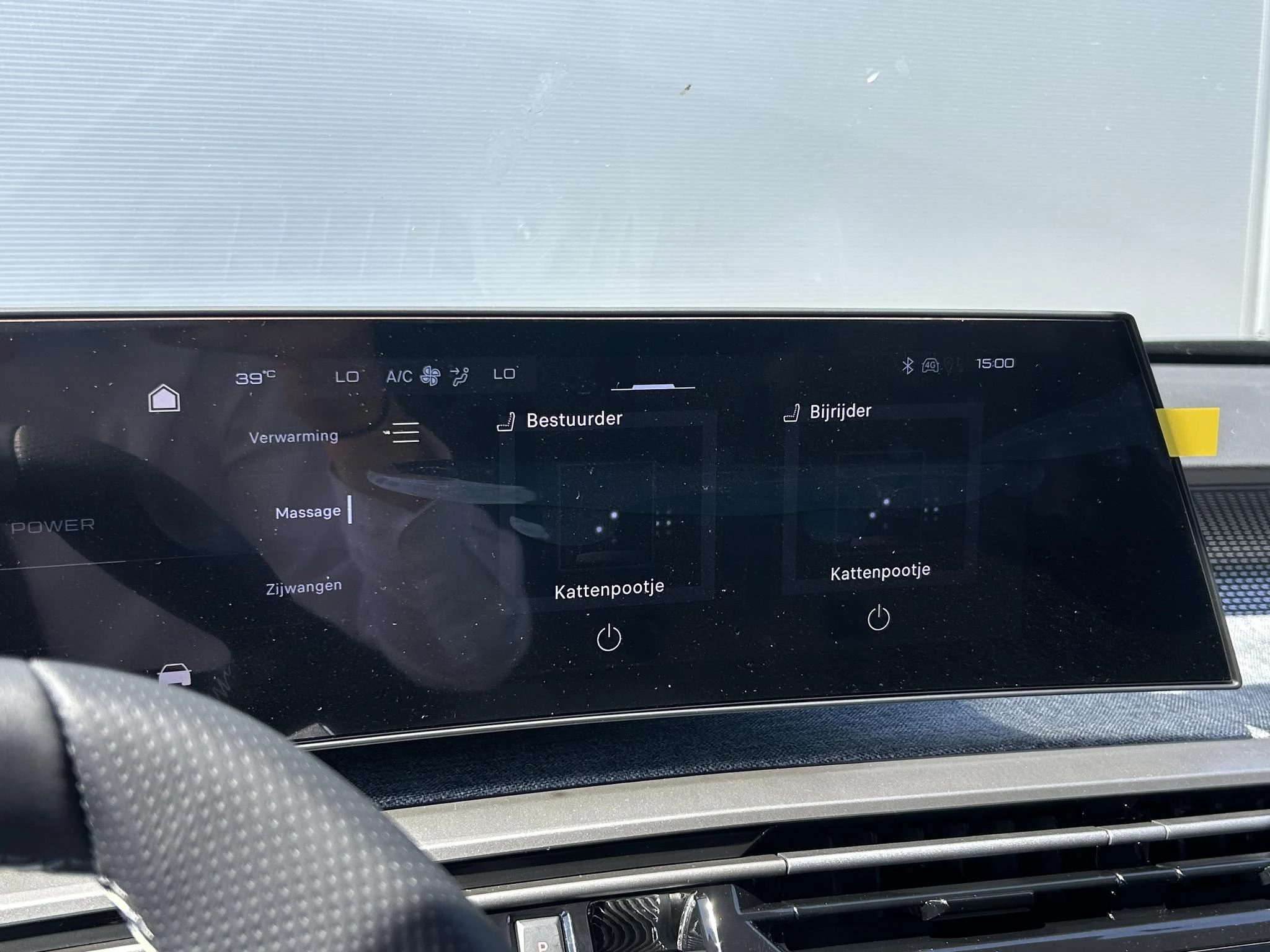 Peugeot-e-5008-image-14