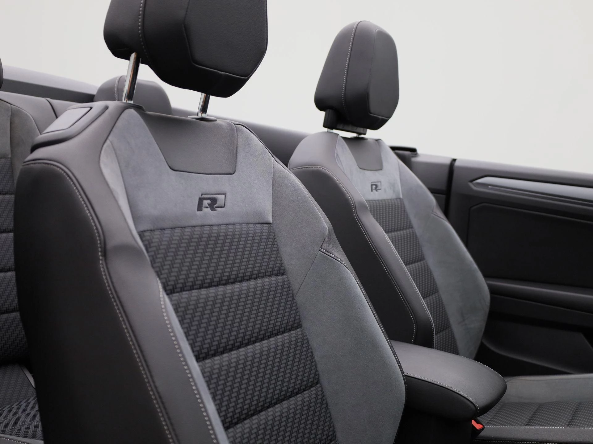 Volkswagen T-Roc Cabrio 1.5 TSI R-Line