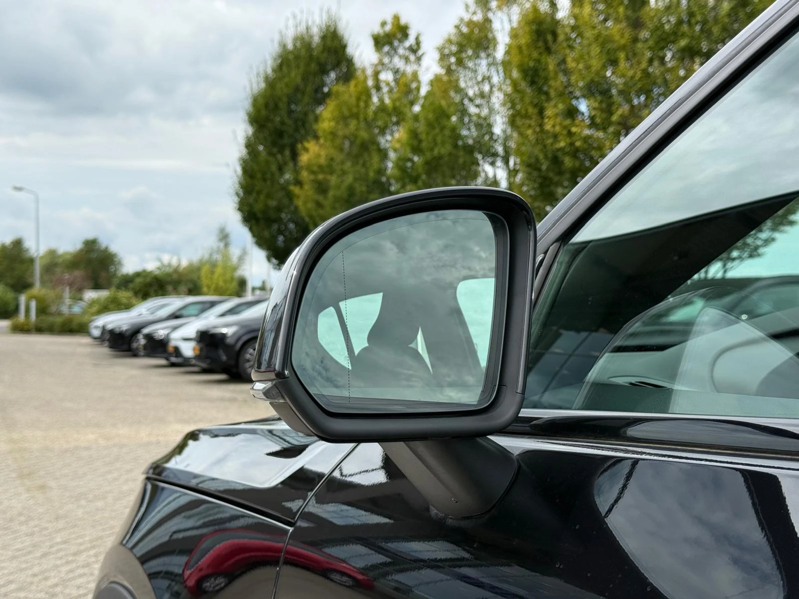 Volvo-XC40-image-3