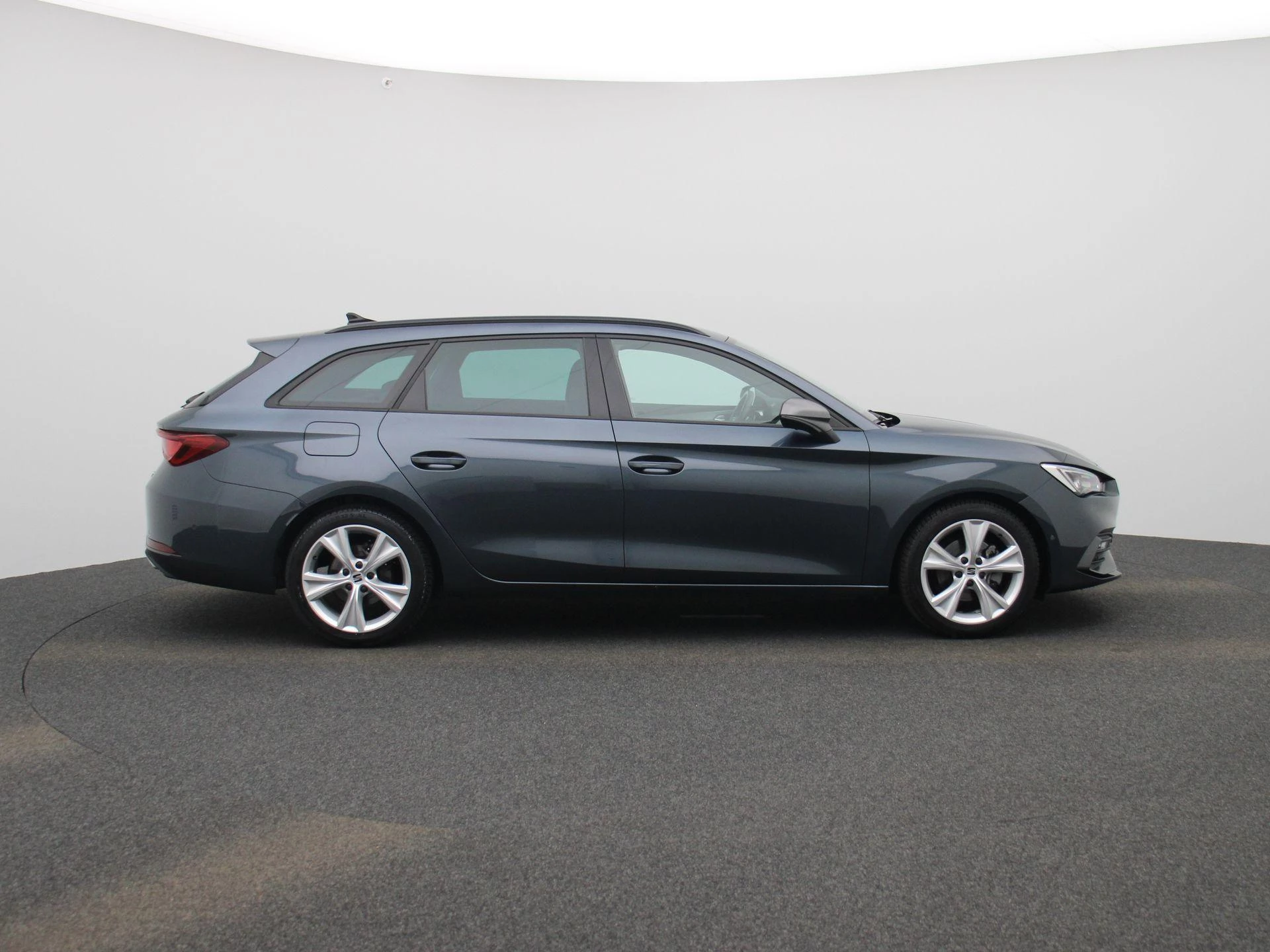 SEAT-Leon-image-5