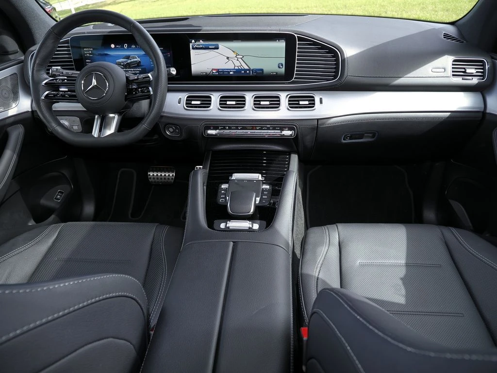Mercedes-Benz-GLE 450 d-image-11