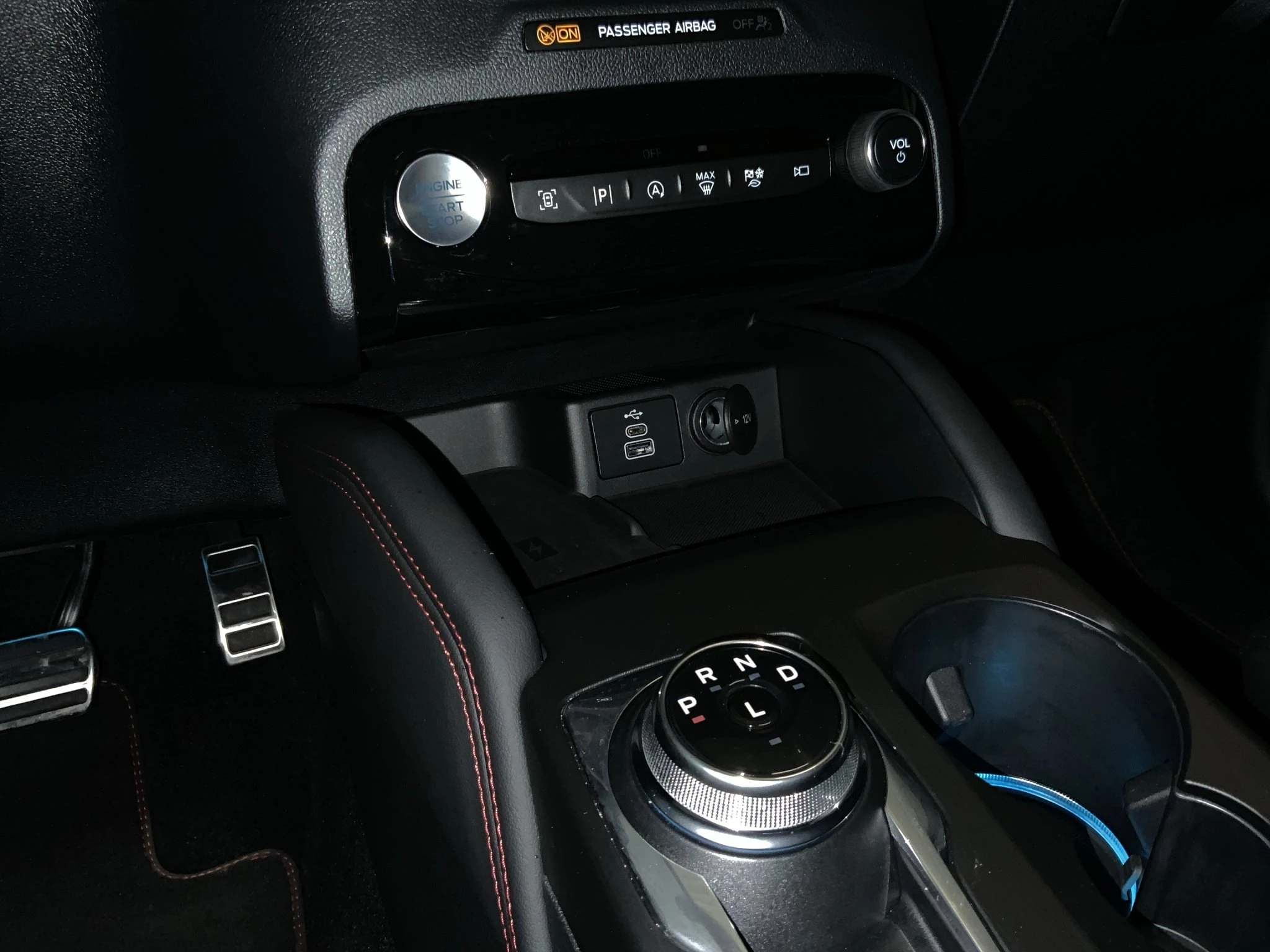 Ford Kuga ST-Line X Aut.*360GRAD*LED-MATRIX*NAVI*GRA*WINTER-PKT.