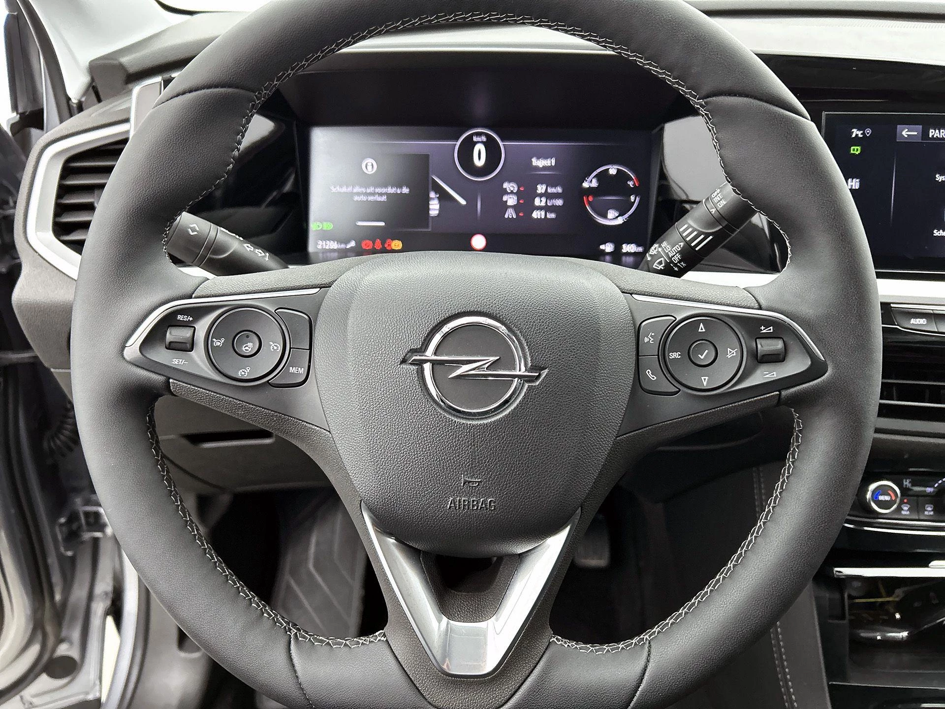 Opel-Grandland-image-31