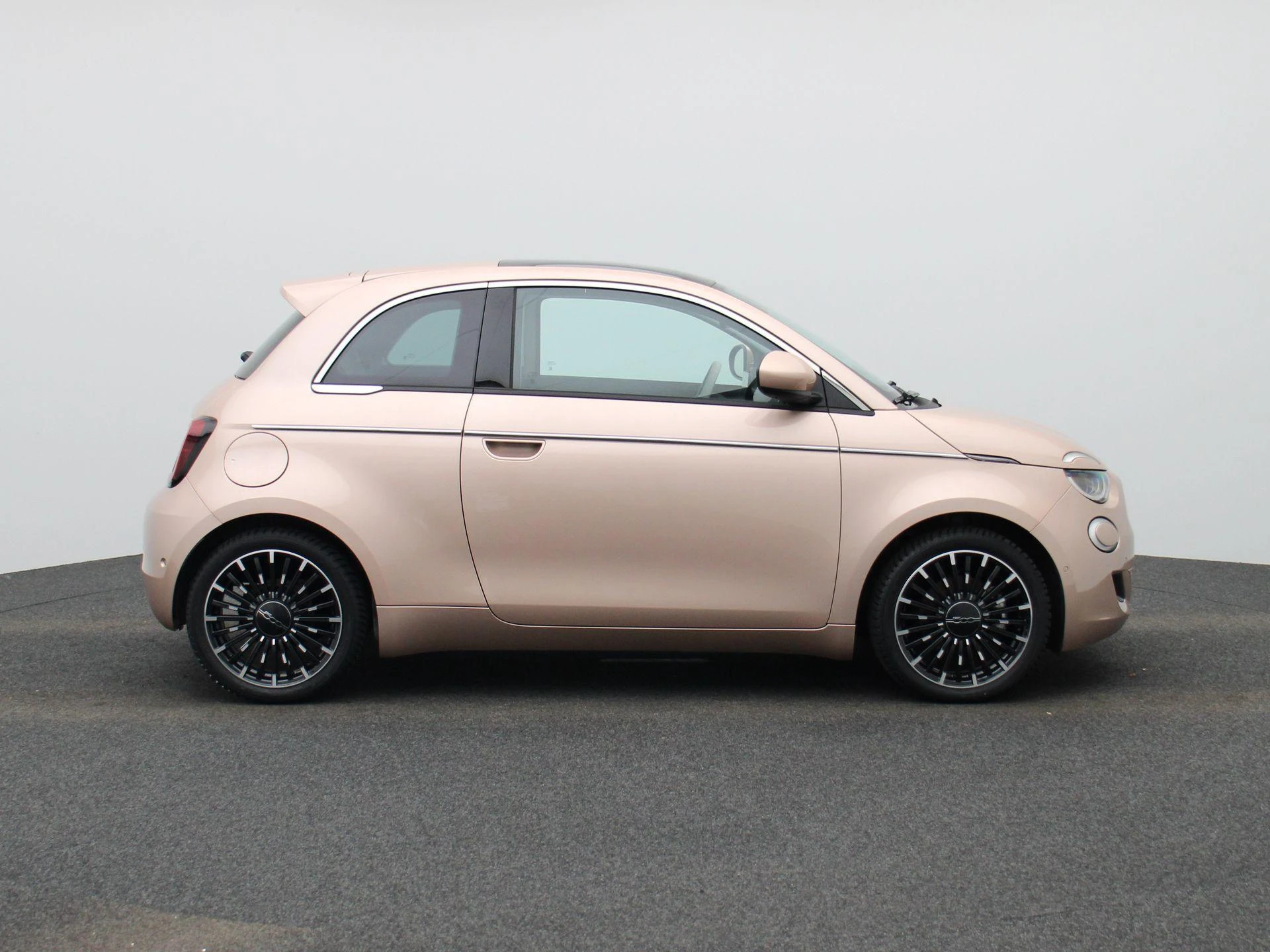 Fiat-500e-image-5