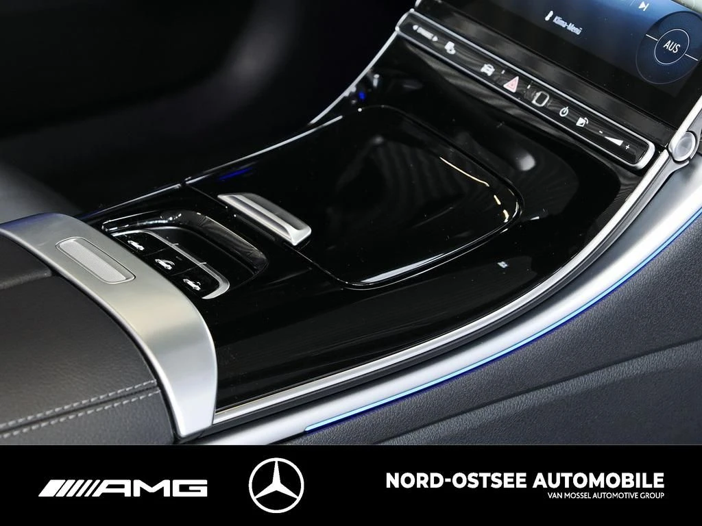 Mercedes-Benz CLE 300 4M Cabrio AMG NIGHT HUD AIRSCARF DISTR. AMG Line