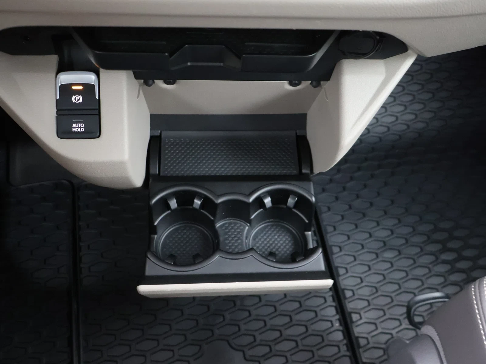 Volkswagen Multivan T7 eHybrid (PHEV) Multivan Style Korte versie 1.5 eHybrid 4X4 245PK *AUTOMAAT*7 ZITPLAATSEN*LEDER*ALCANTARA*CAMERA*PDC