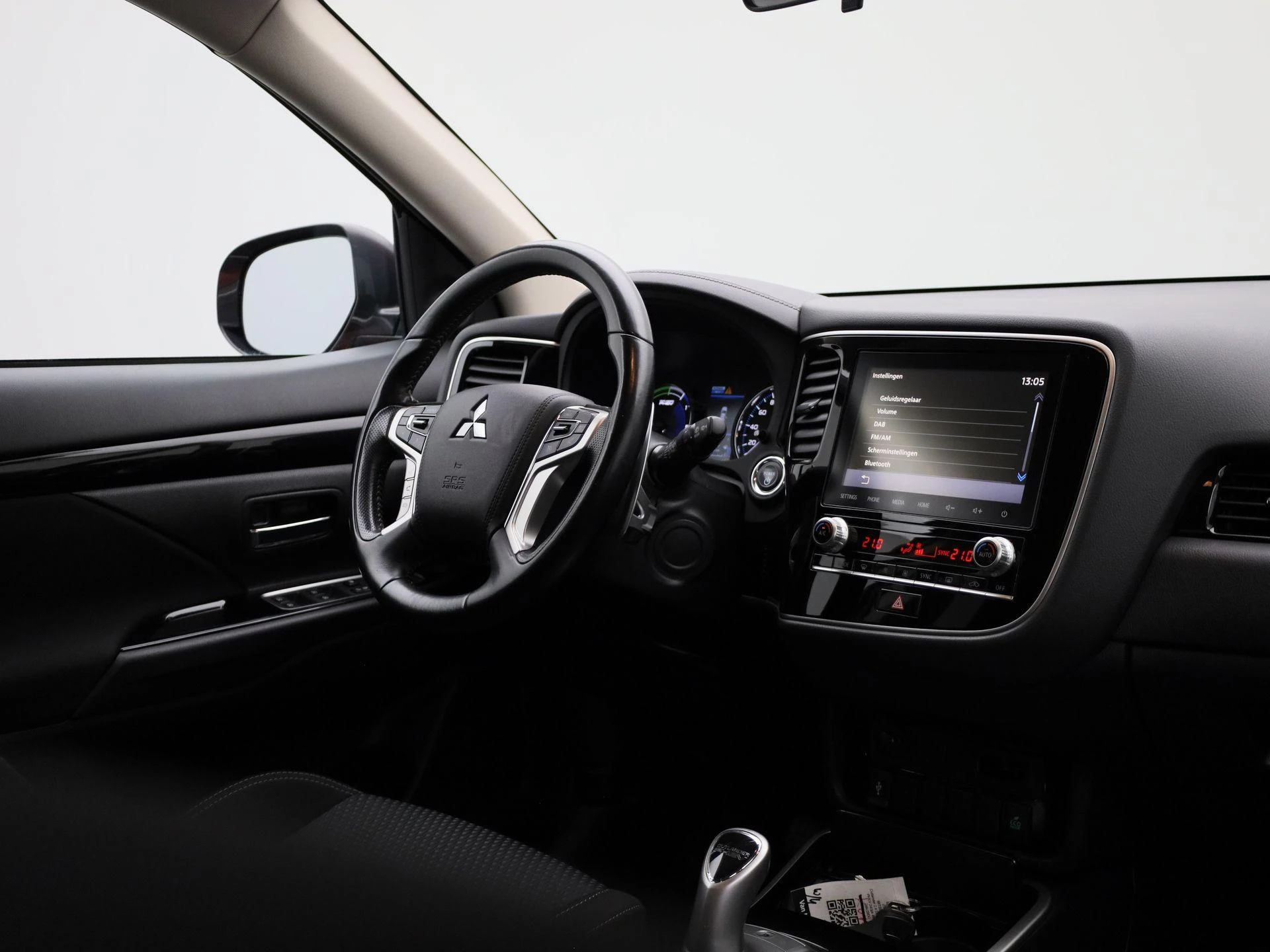 Mitsubishi-Outlander-image-32
