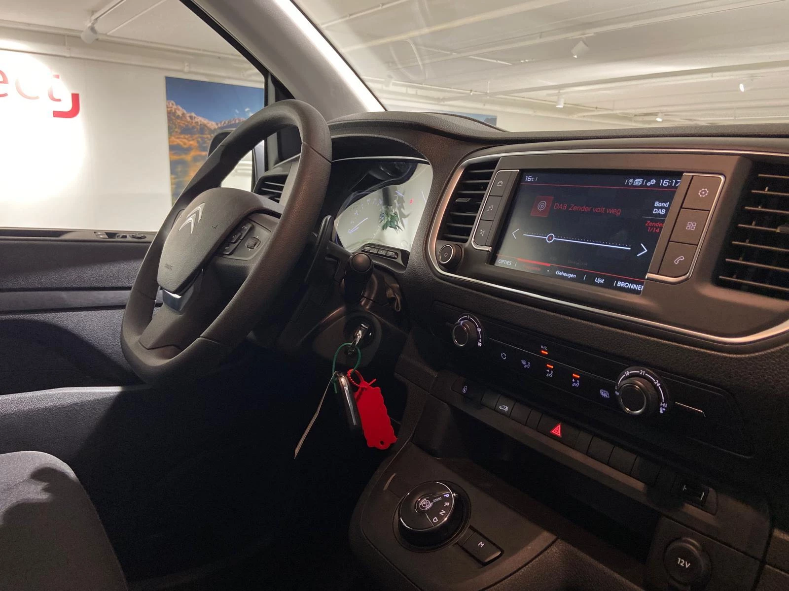 Citroën-Jumpy-image-2