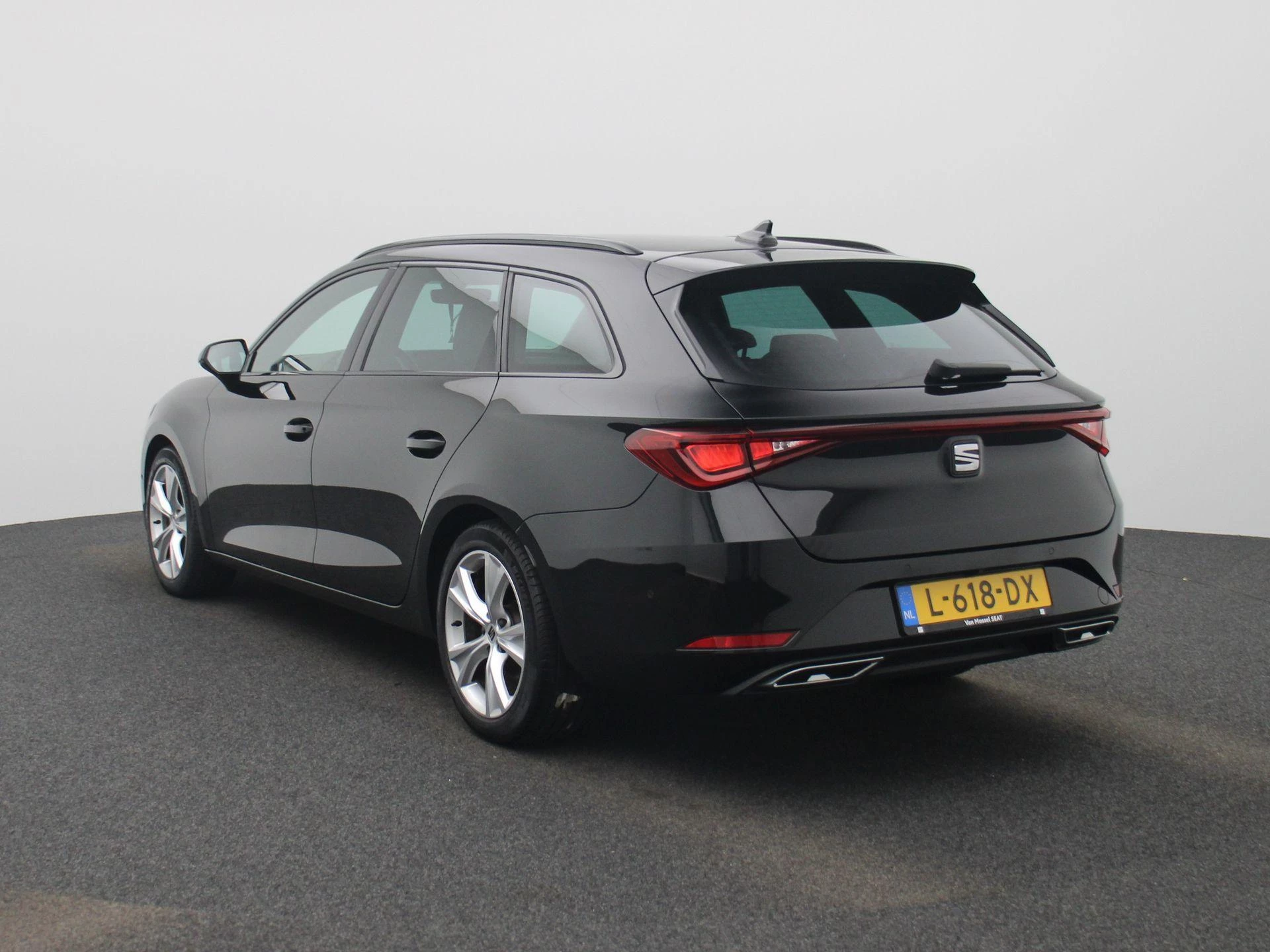 SEAT León