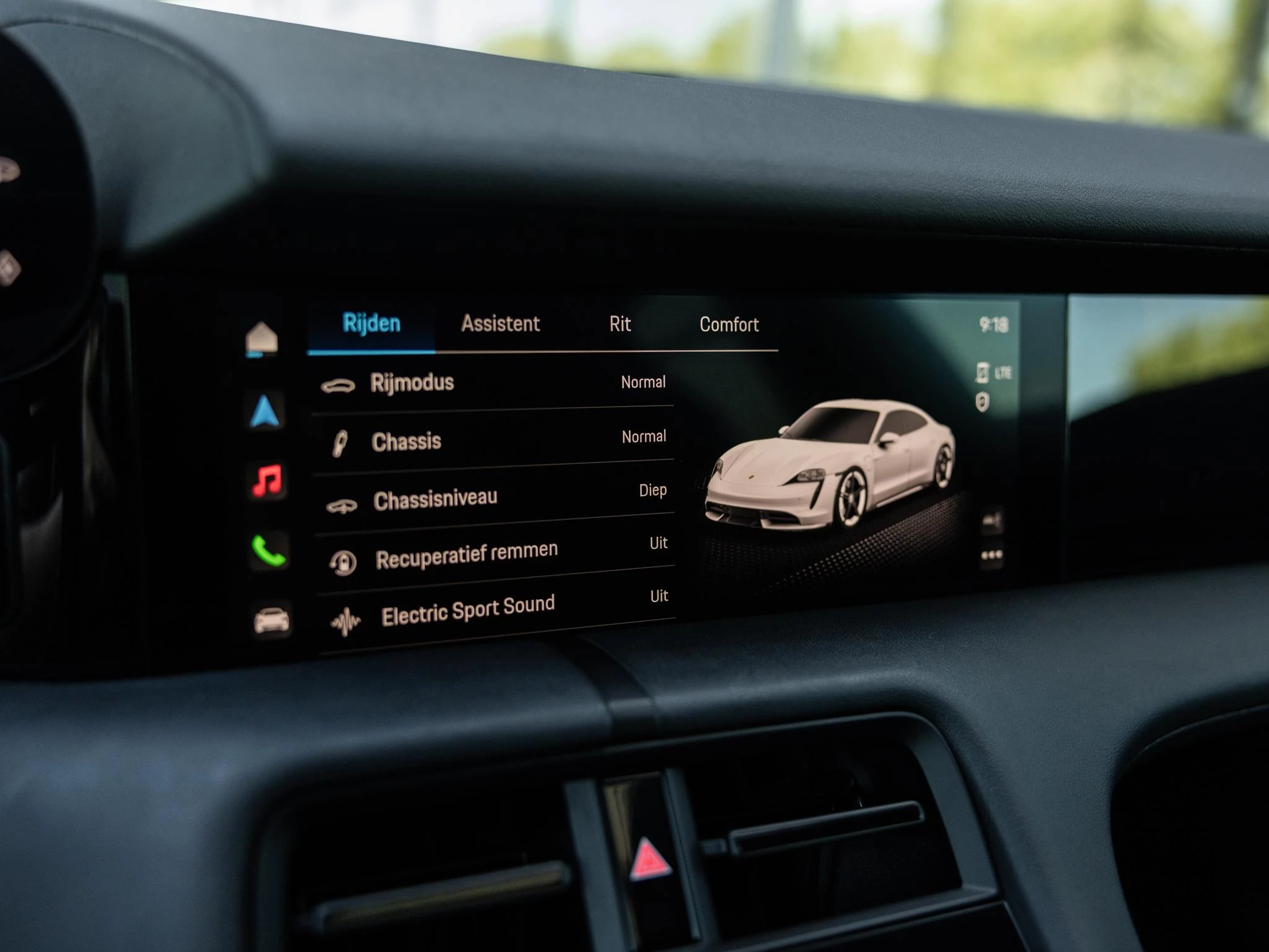 Porsche Taycan Performance 84 kWh