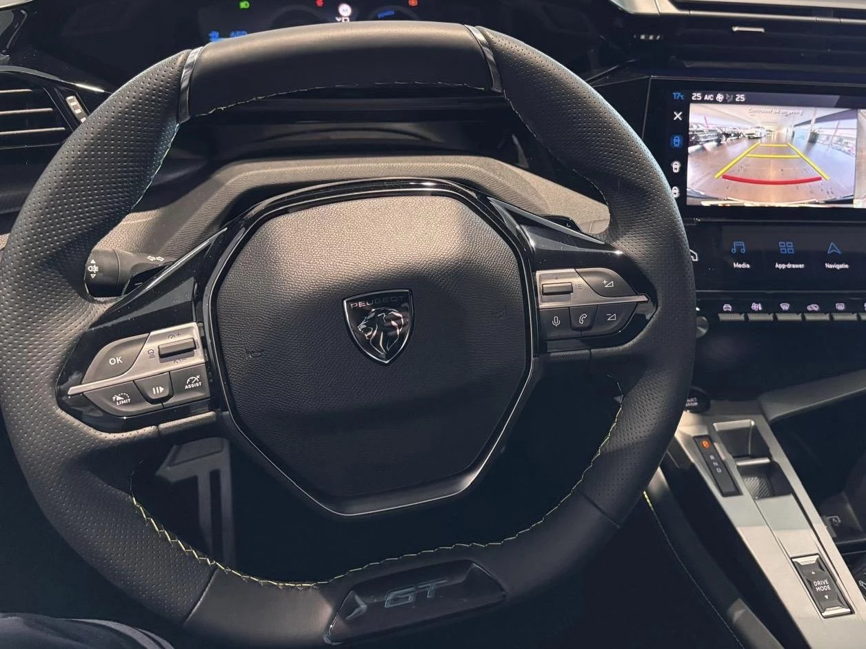 Peugeot-e-308-image-14