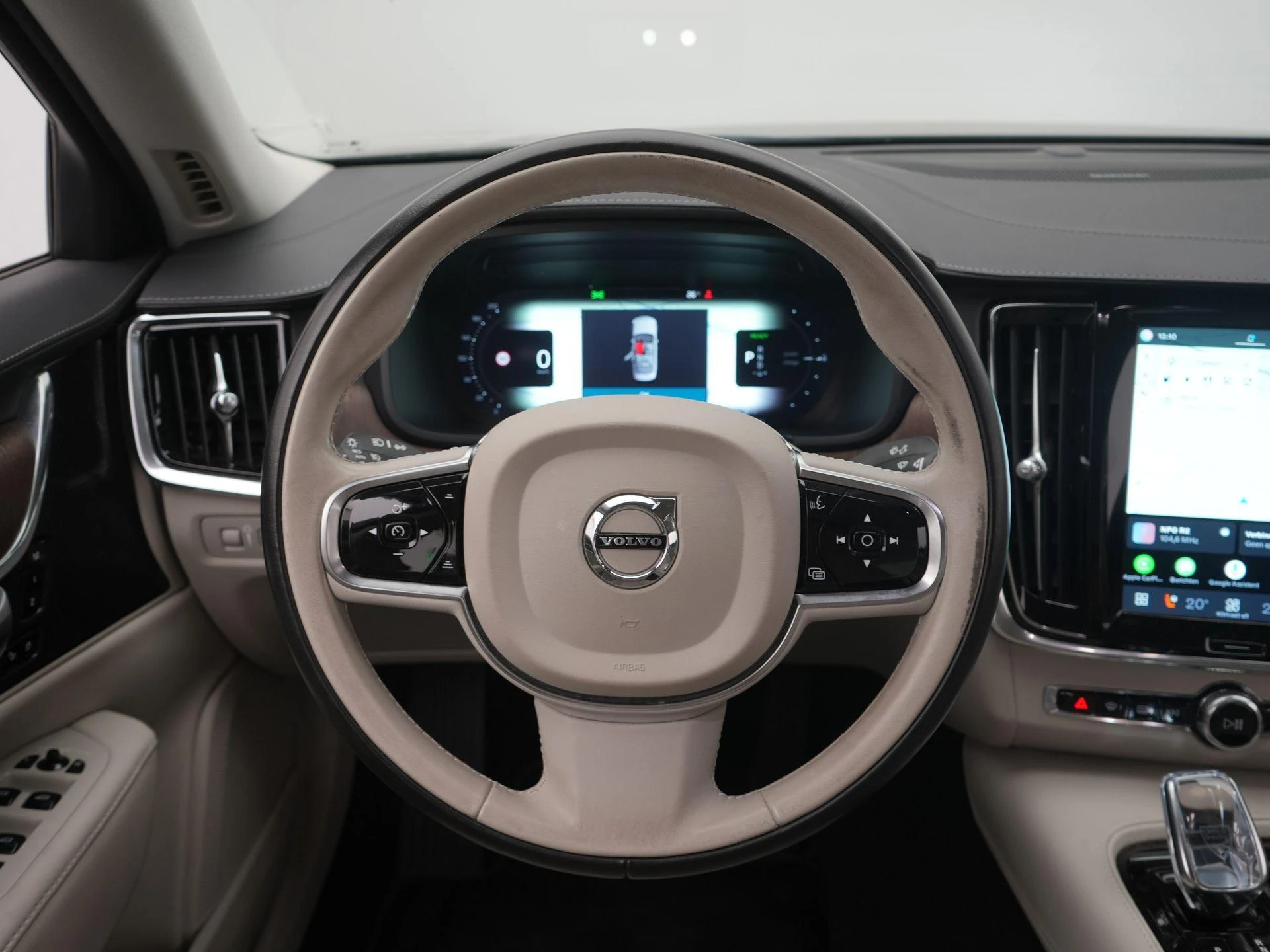 Volvo-S90-image-7