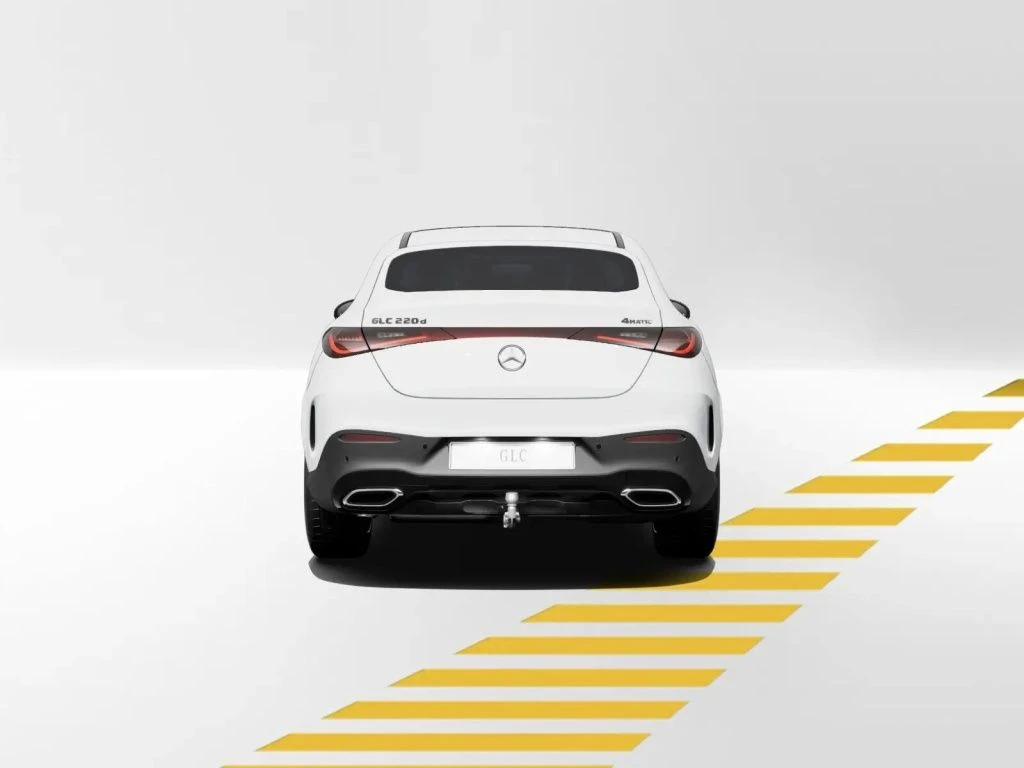 Mercedes-Benz-GLC 220 d-image-5