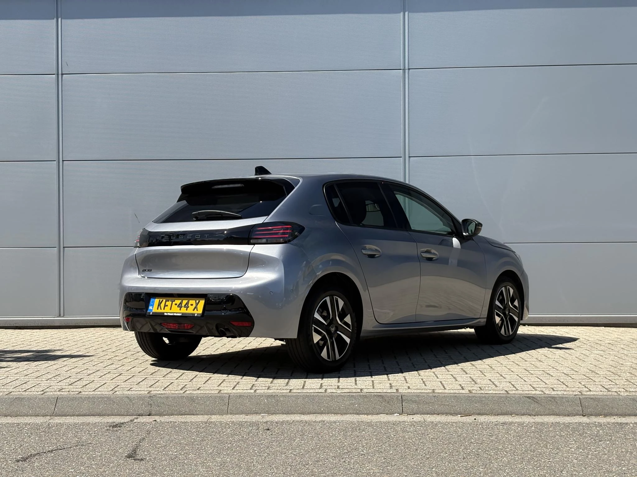 Peugeot 208 1.2 PureTech 100 Allure