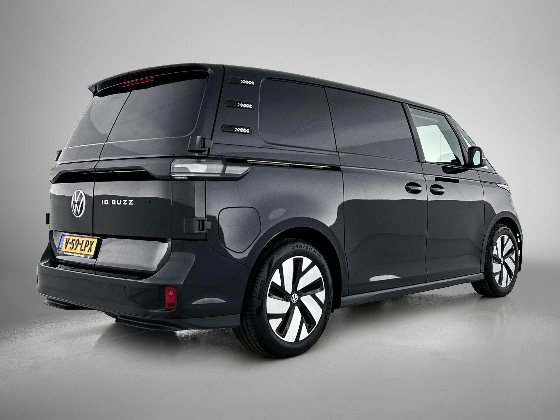 Volkswagen-ID. Buzz Cargo-image-3