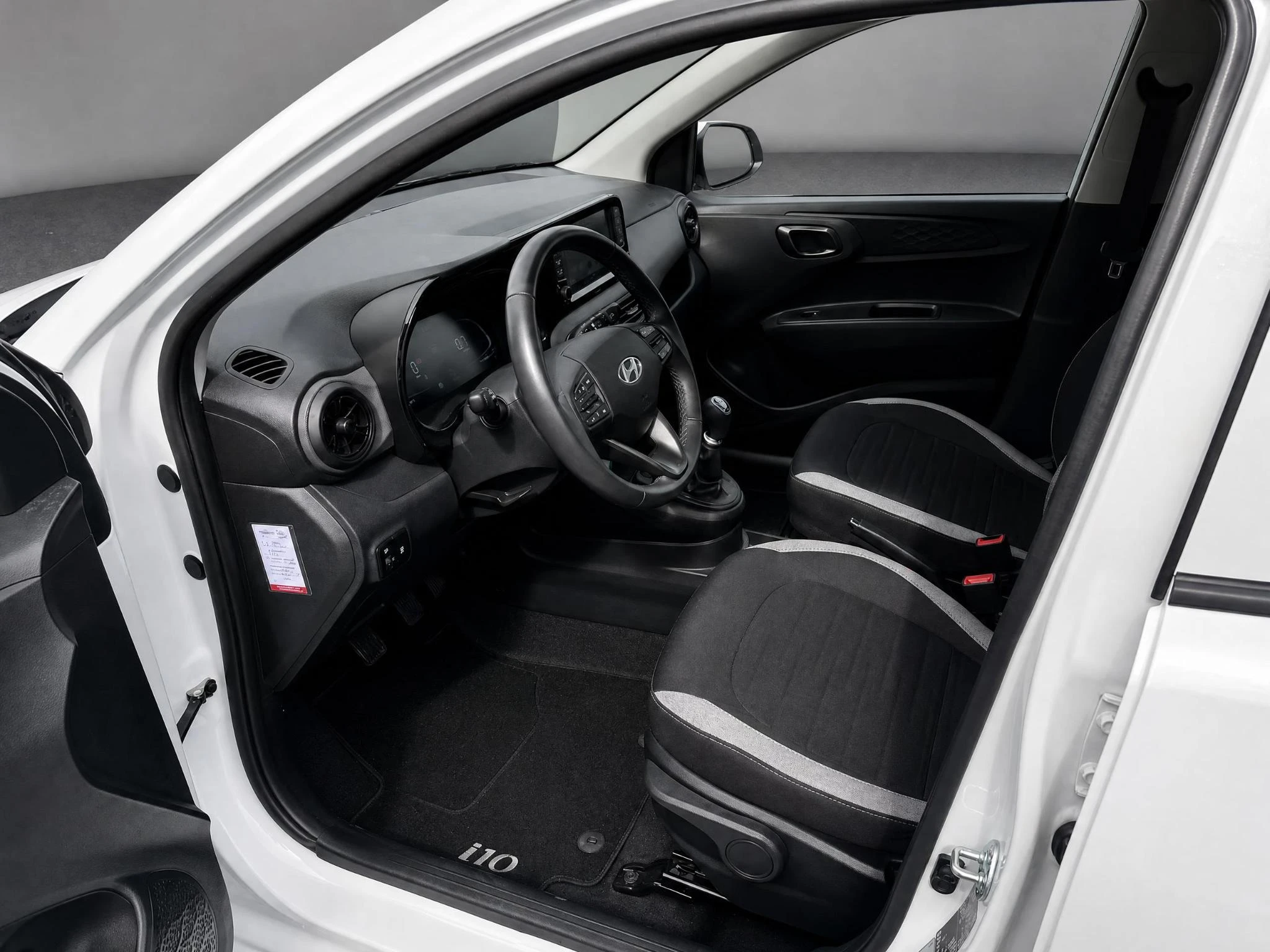 Hyundai-i10-image-11