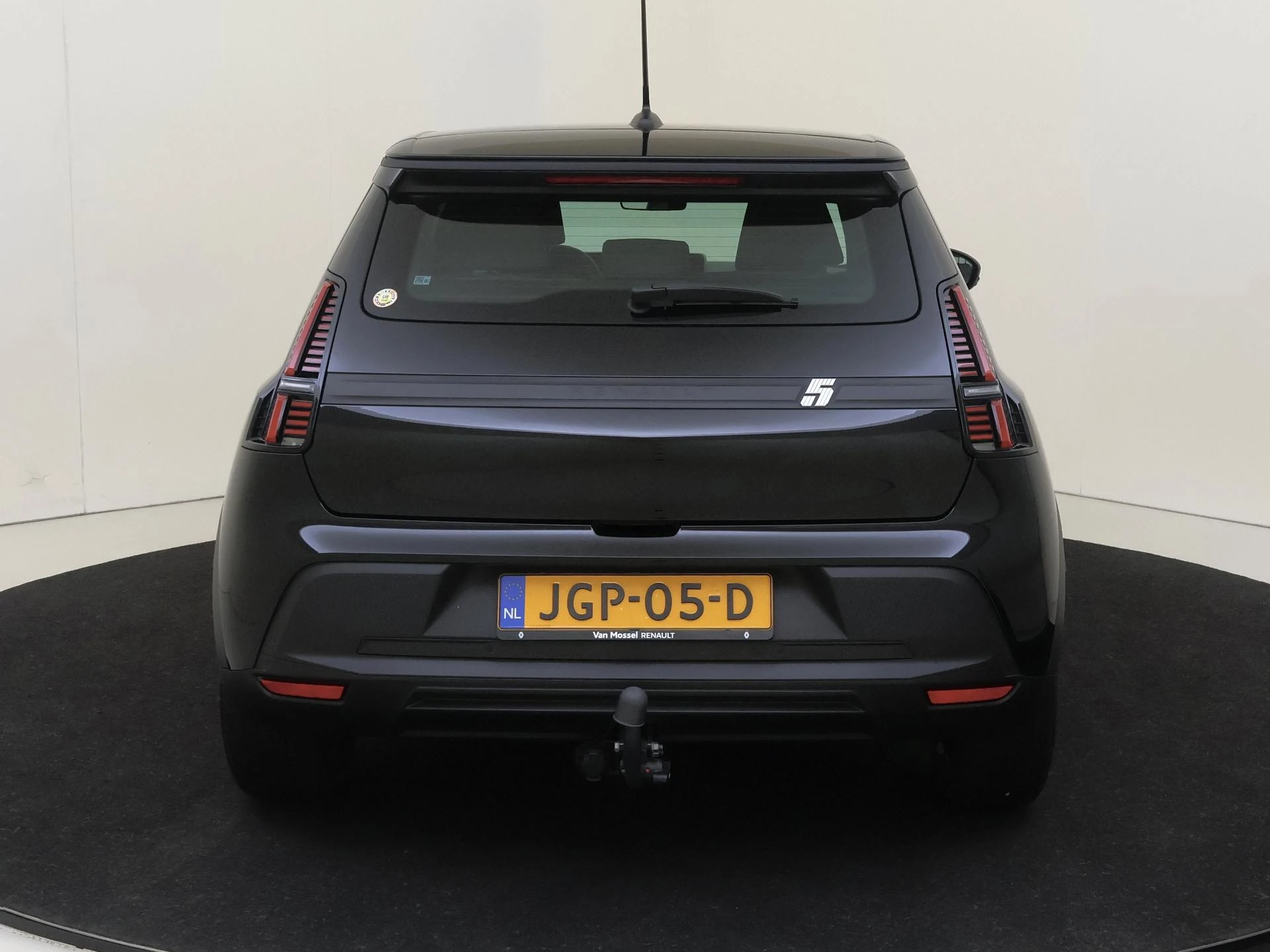 Renault-5-image-6