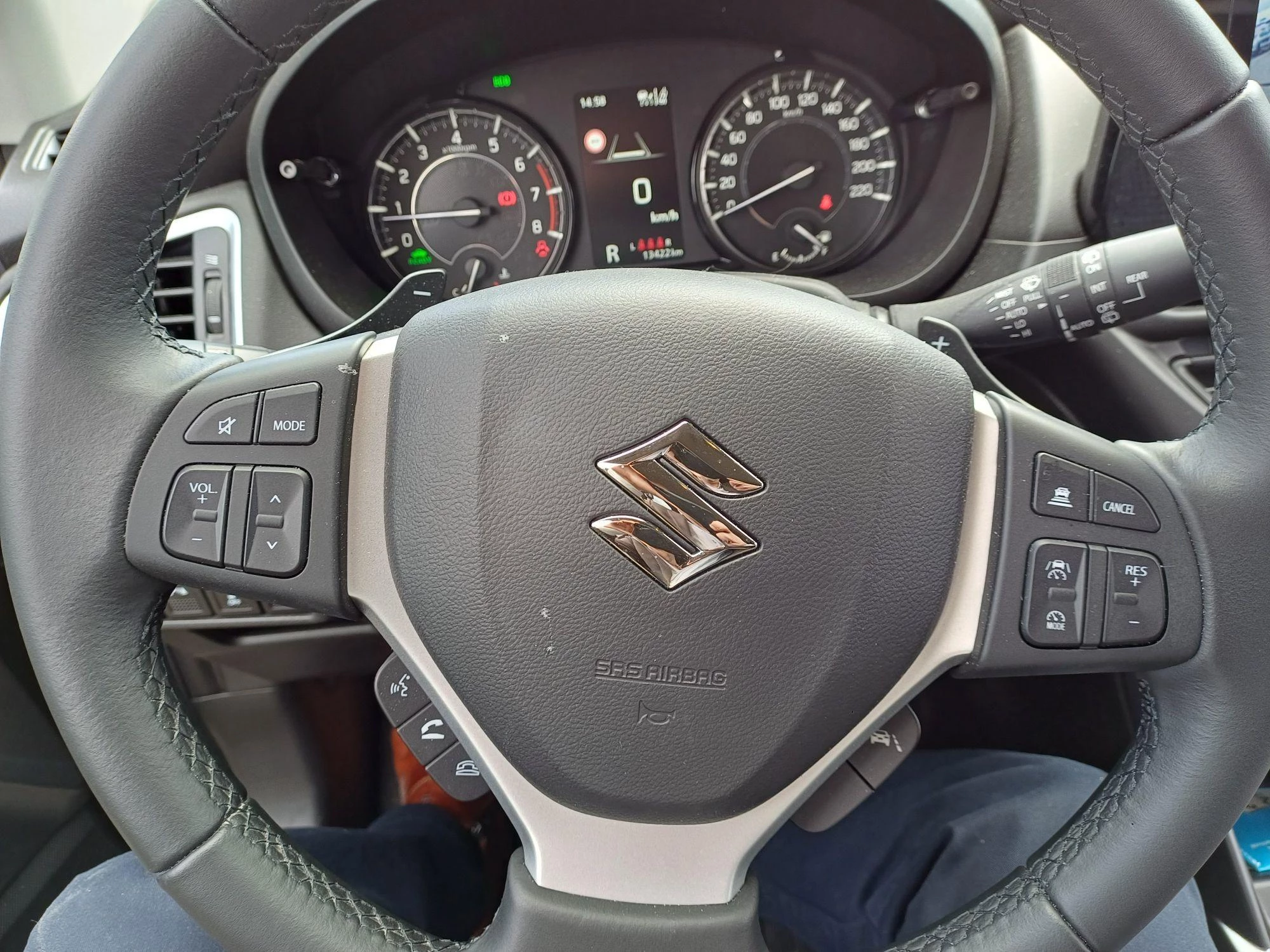 Suzuki S-Cross 1.5 Full Hybrid AGS Grand Luxe+ 2WD A/T