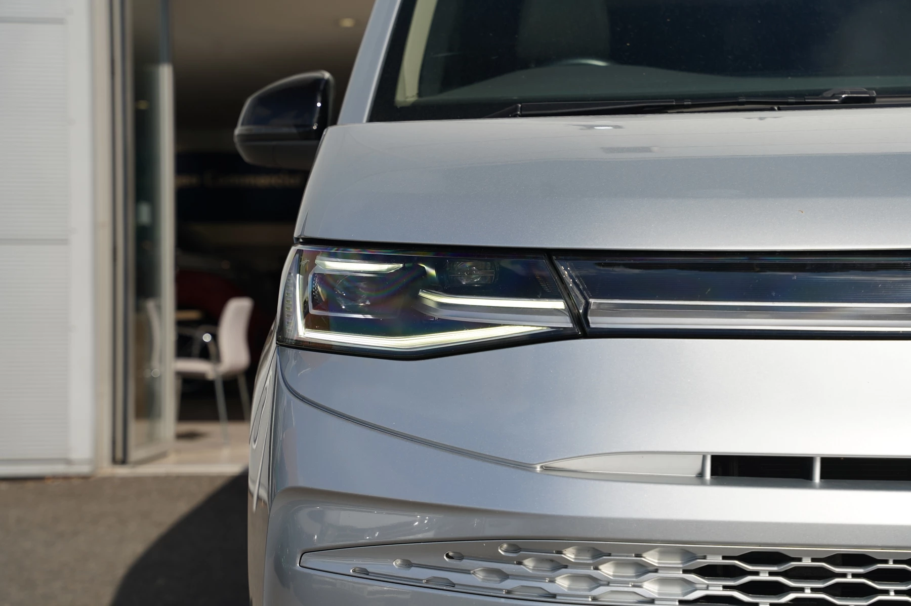 Volkswagen-Multivan-image-41