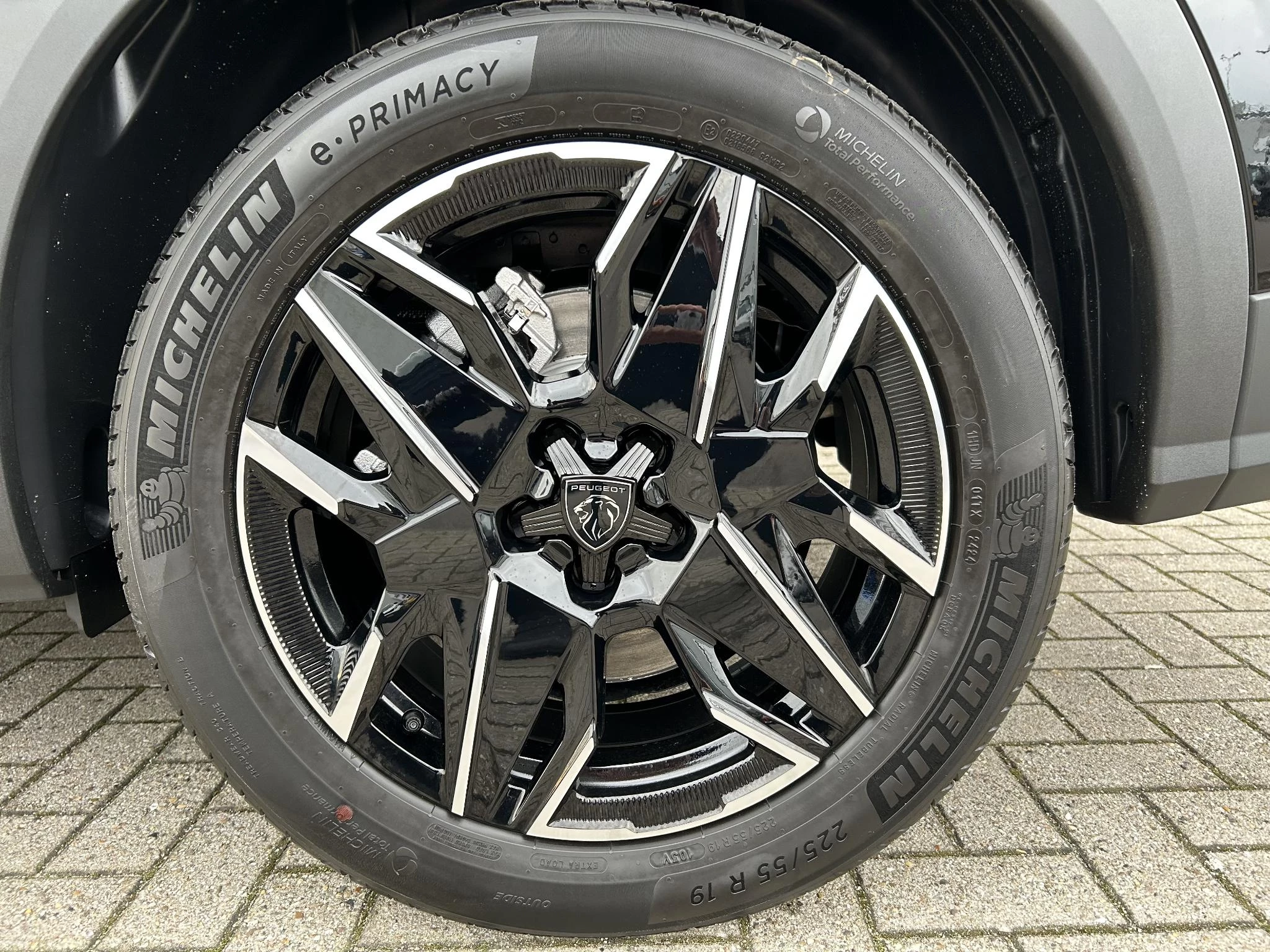 Peugeot 5008 1.2 Hybrid 136 Allure
