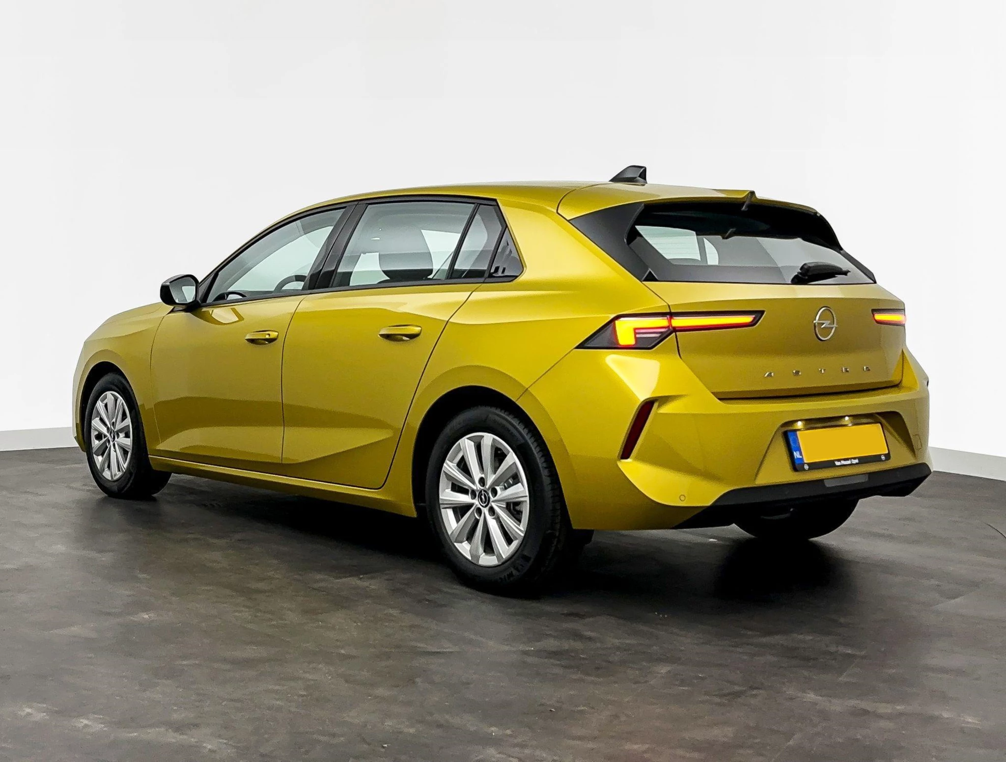 Opel Astra 1.2 Edition