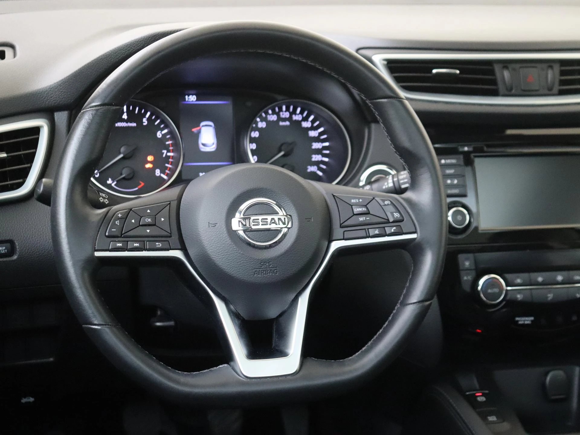 Nissan-QASHQAI-image-9