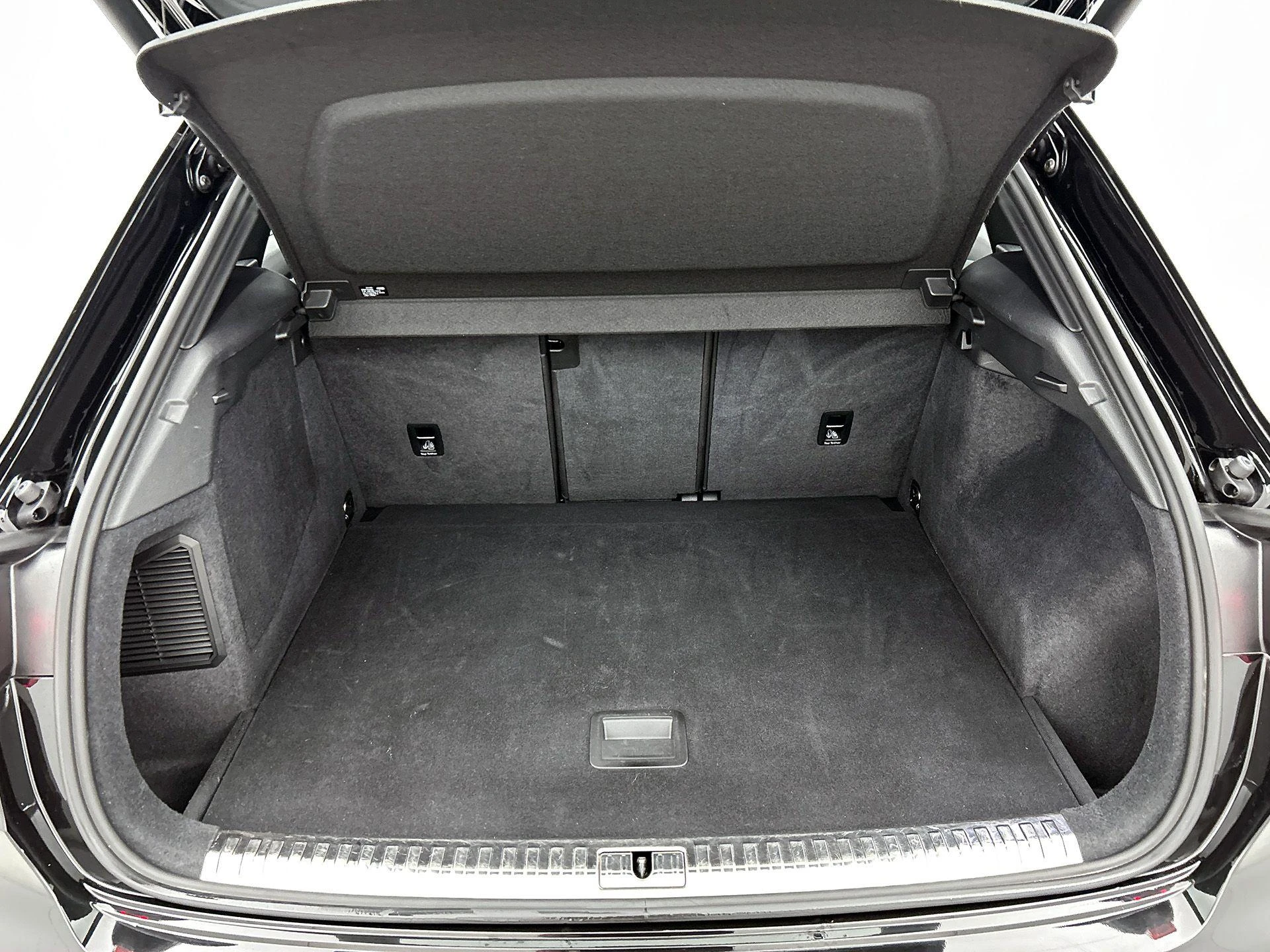 Audi-Q3-image-12