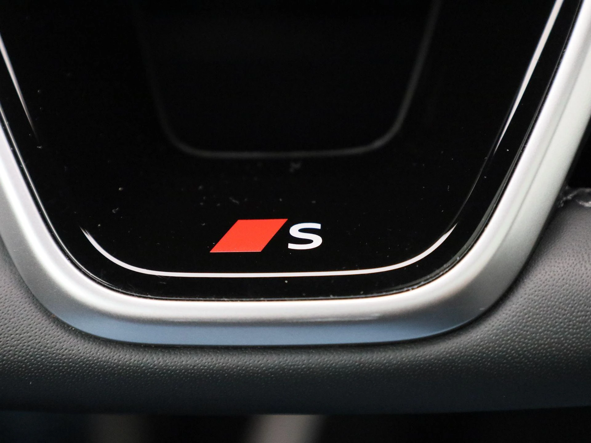 Audi-Q6 e-tron-image-35