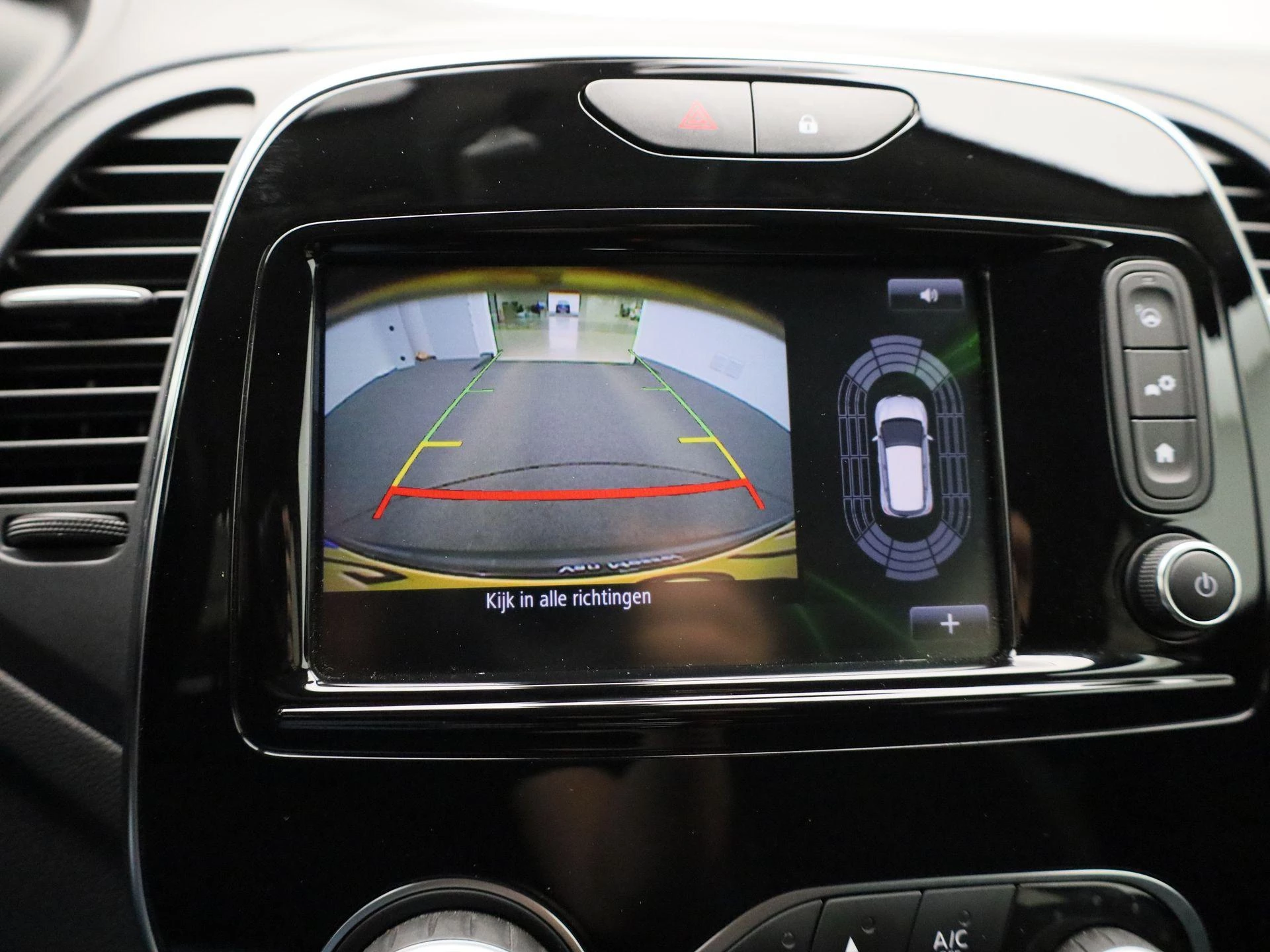 Renault-Captur-image-22