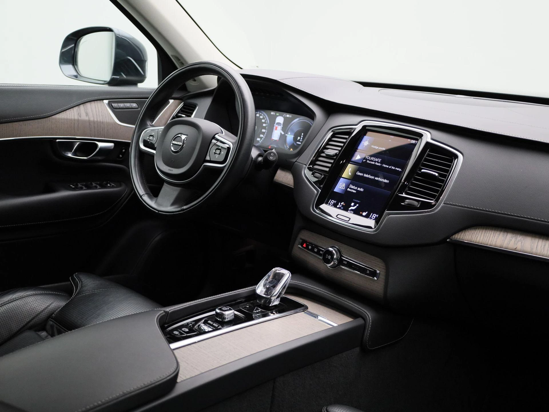 Volvo-XC90-image-38