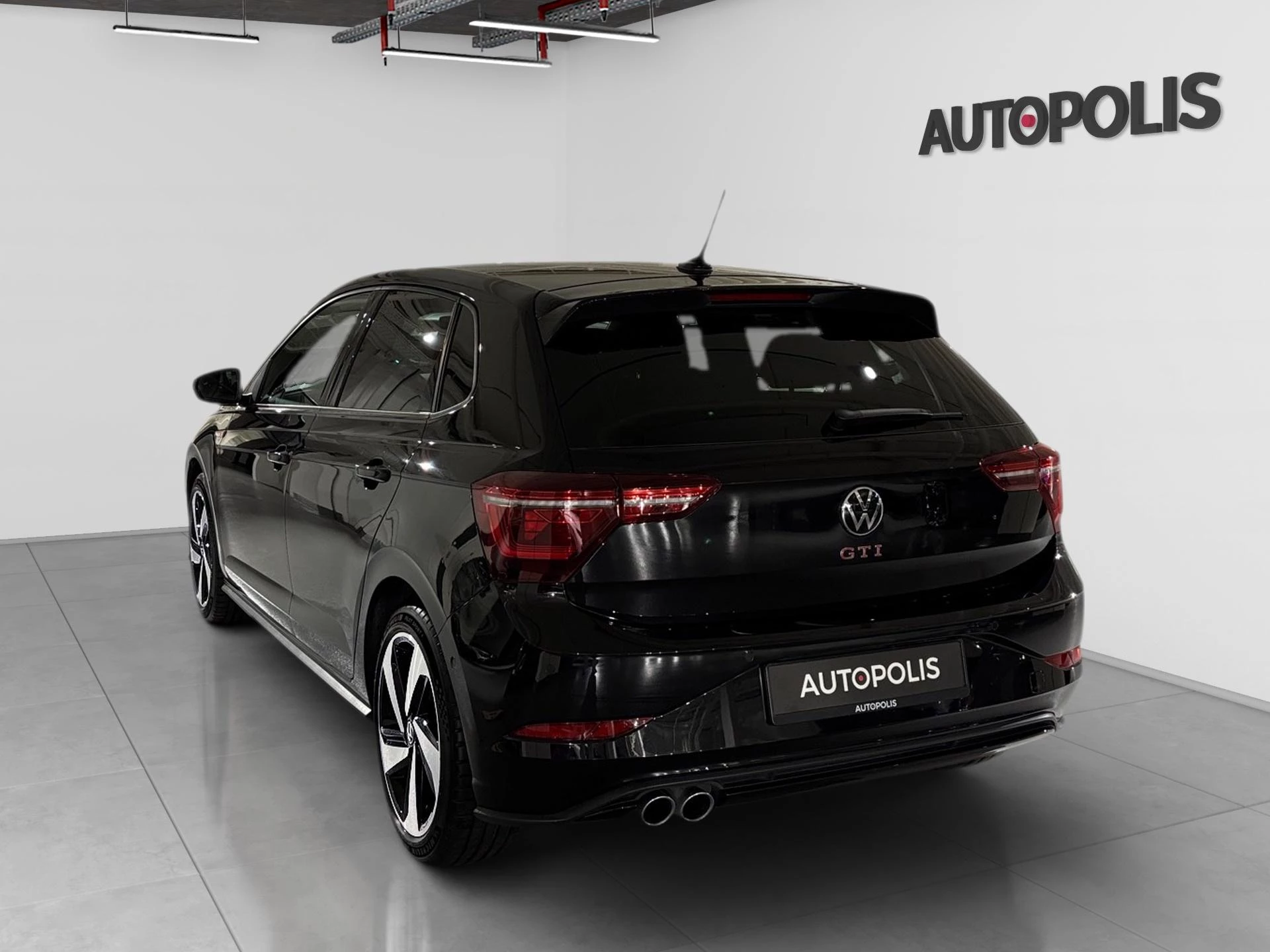 Volkswagen-Polo-image-17