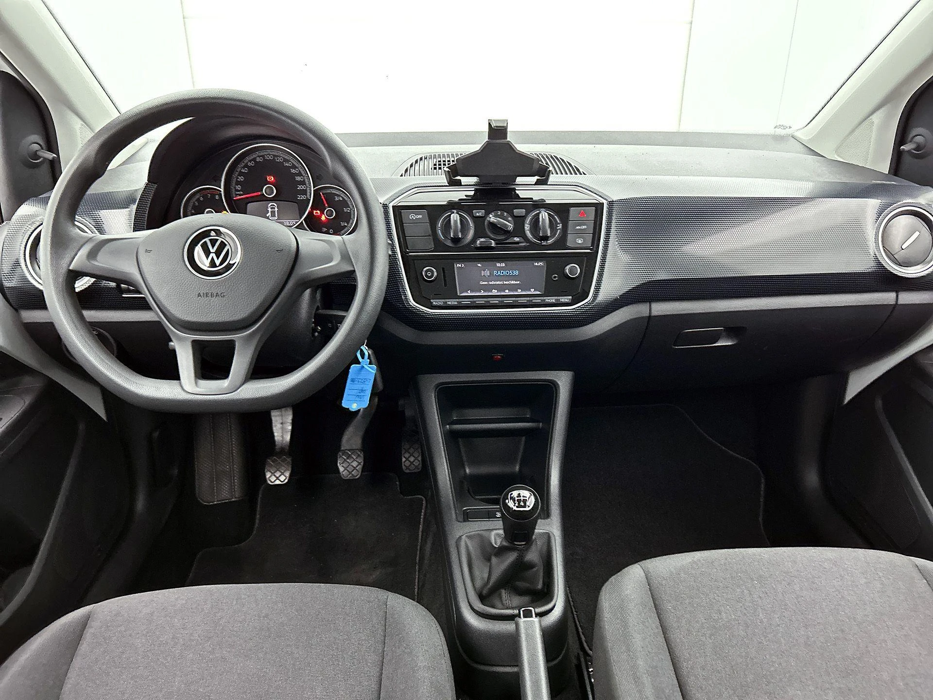 Volkswagen-up!-image-20