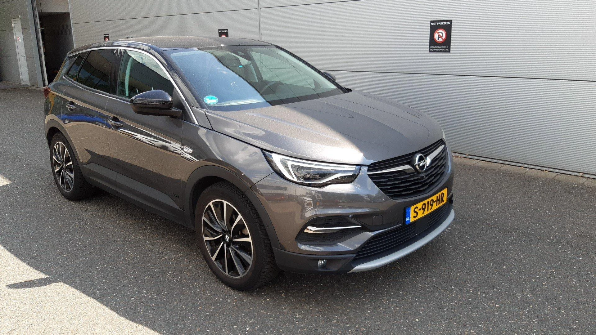 Opel-Grandland X-image-5