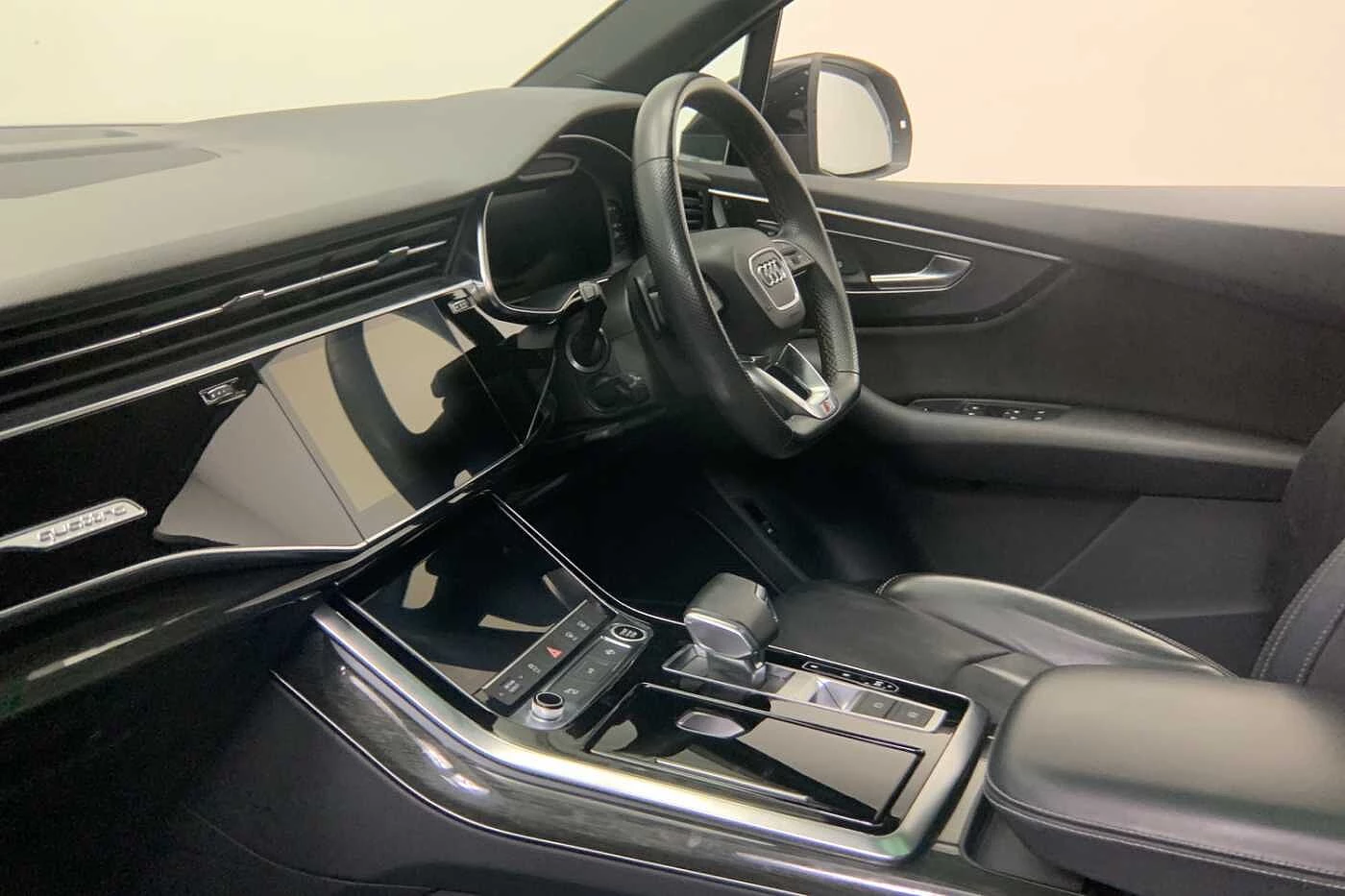 Audi-Q7-image-1