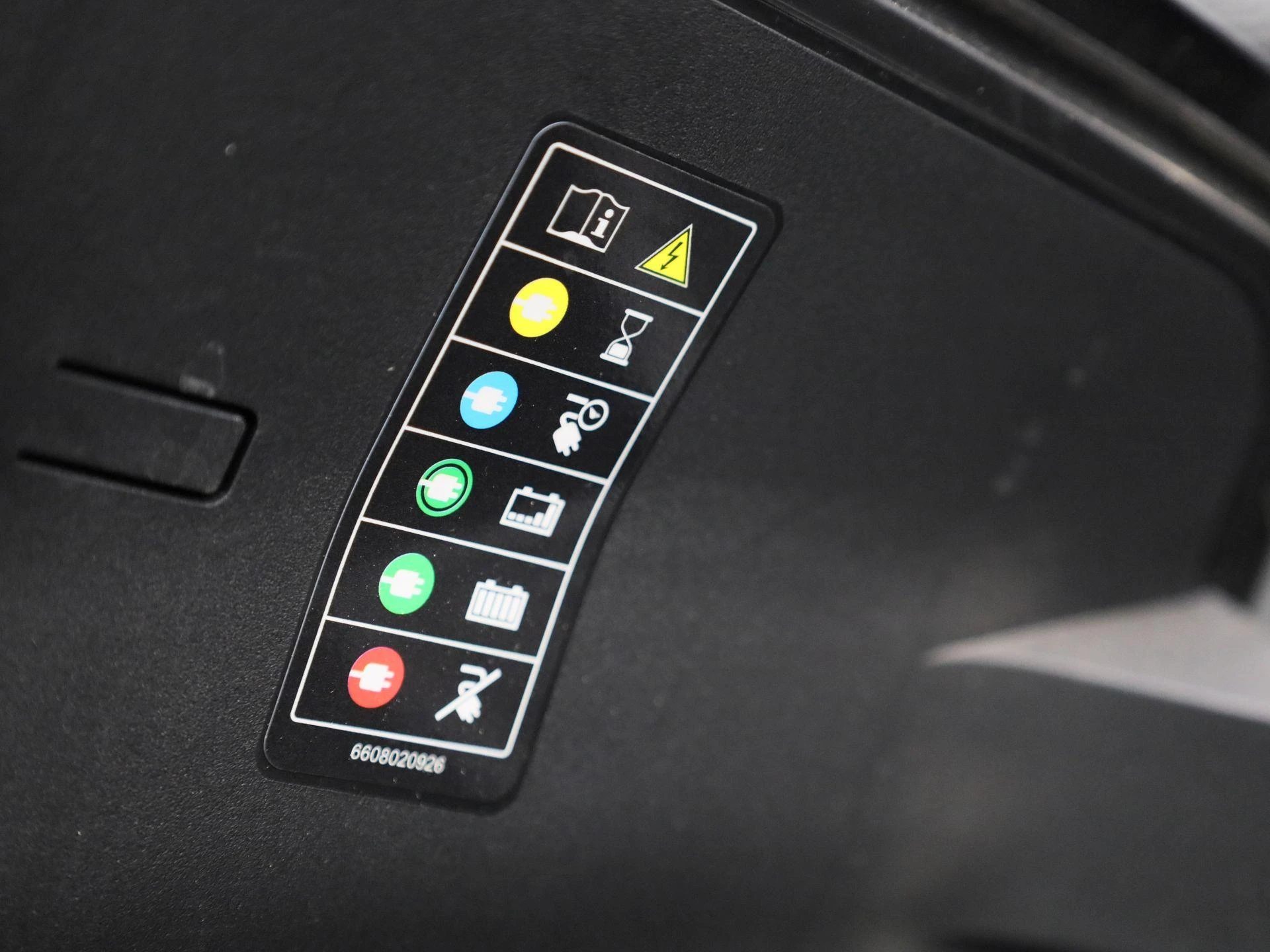 Volvo-EX30-image-17