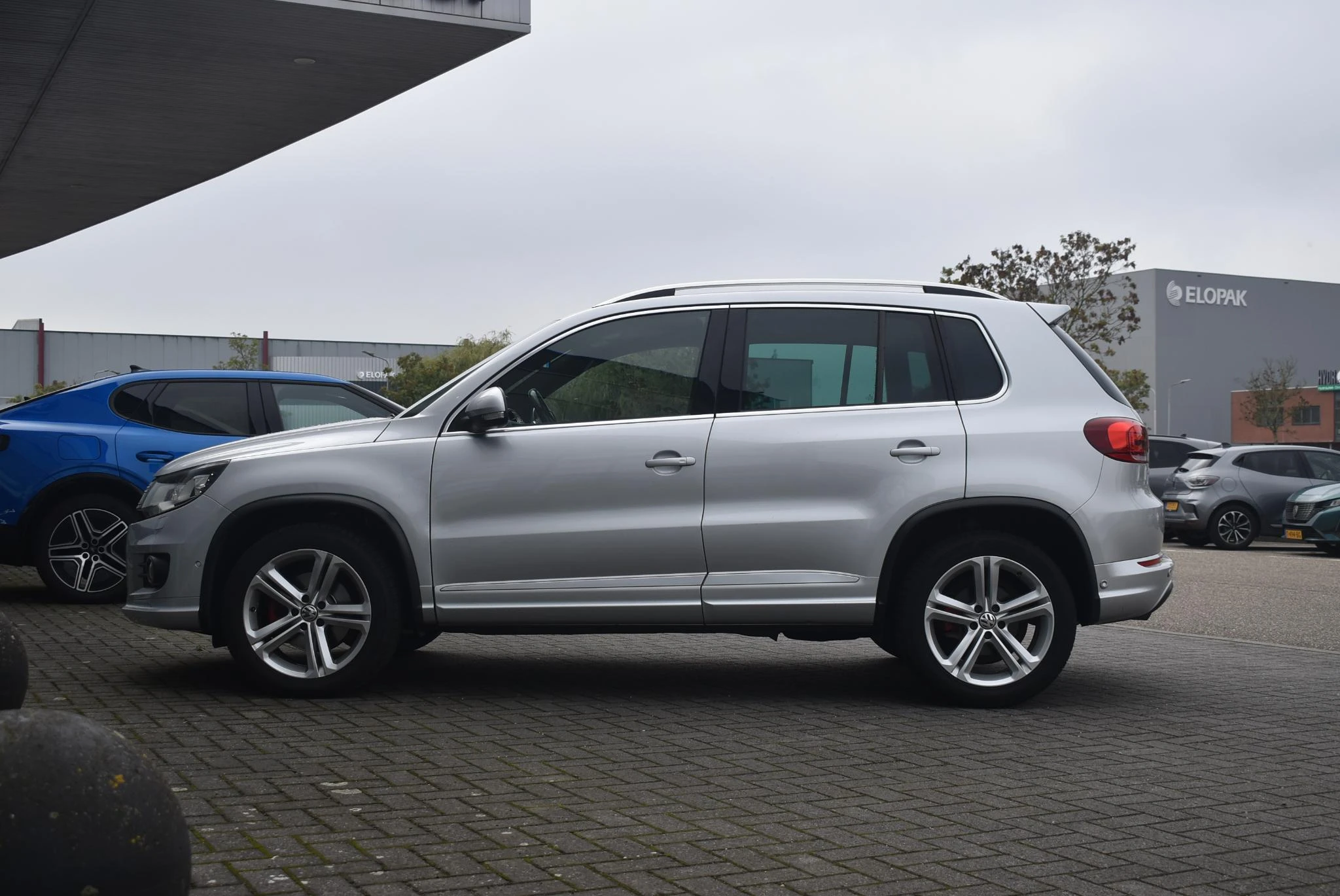 Volkswagen-Tiguan-image-7