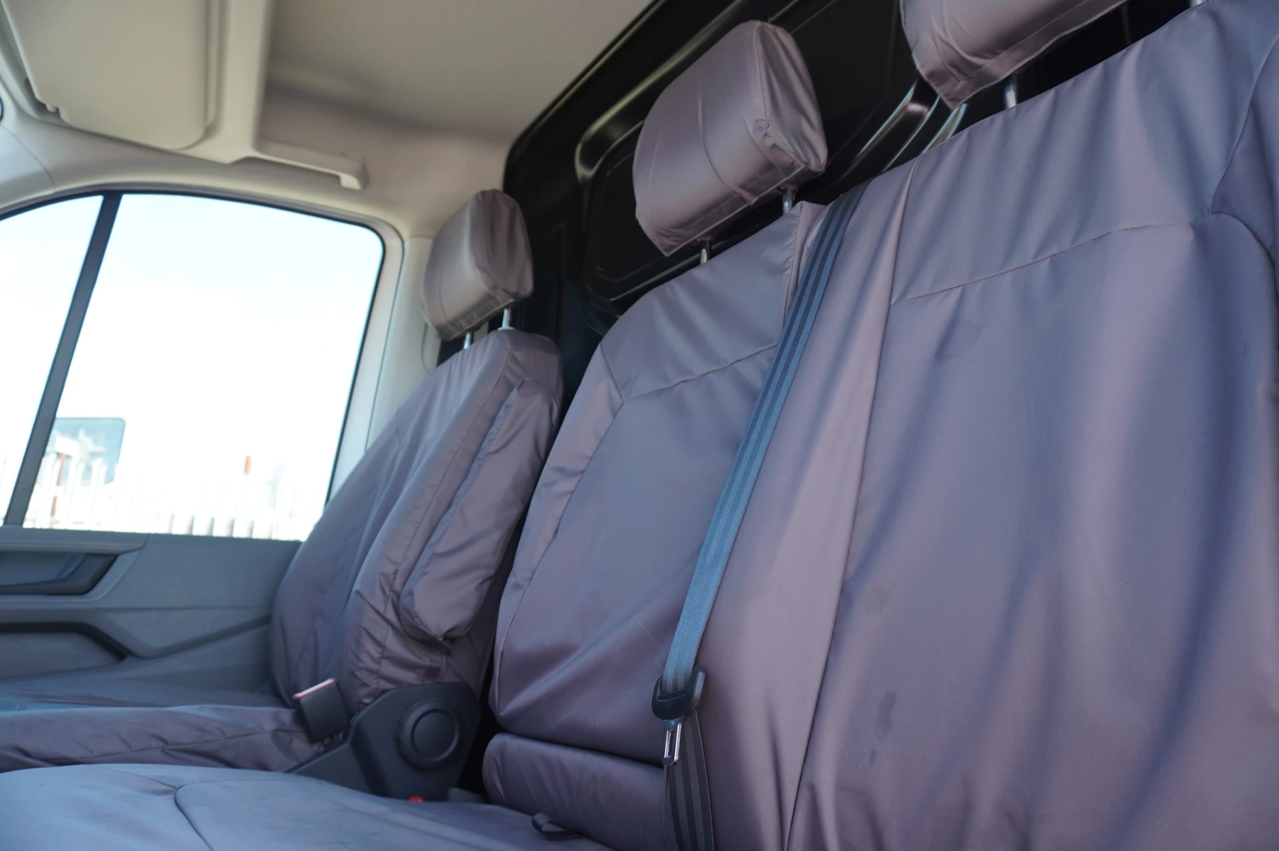 Volkswagen-Crafter-image-8