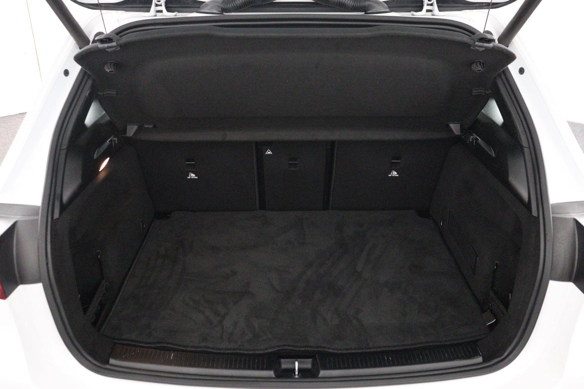 Mercedes-Benz-B-Klasse-image-33