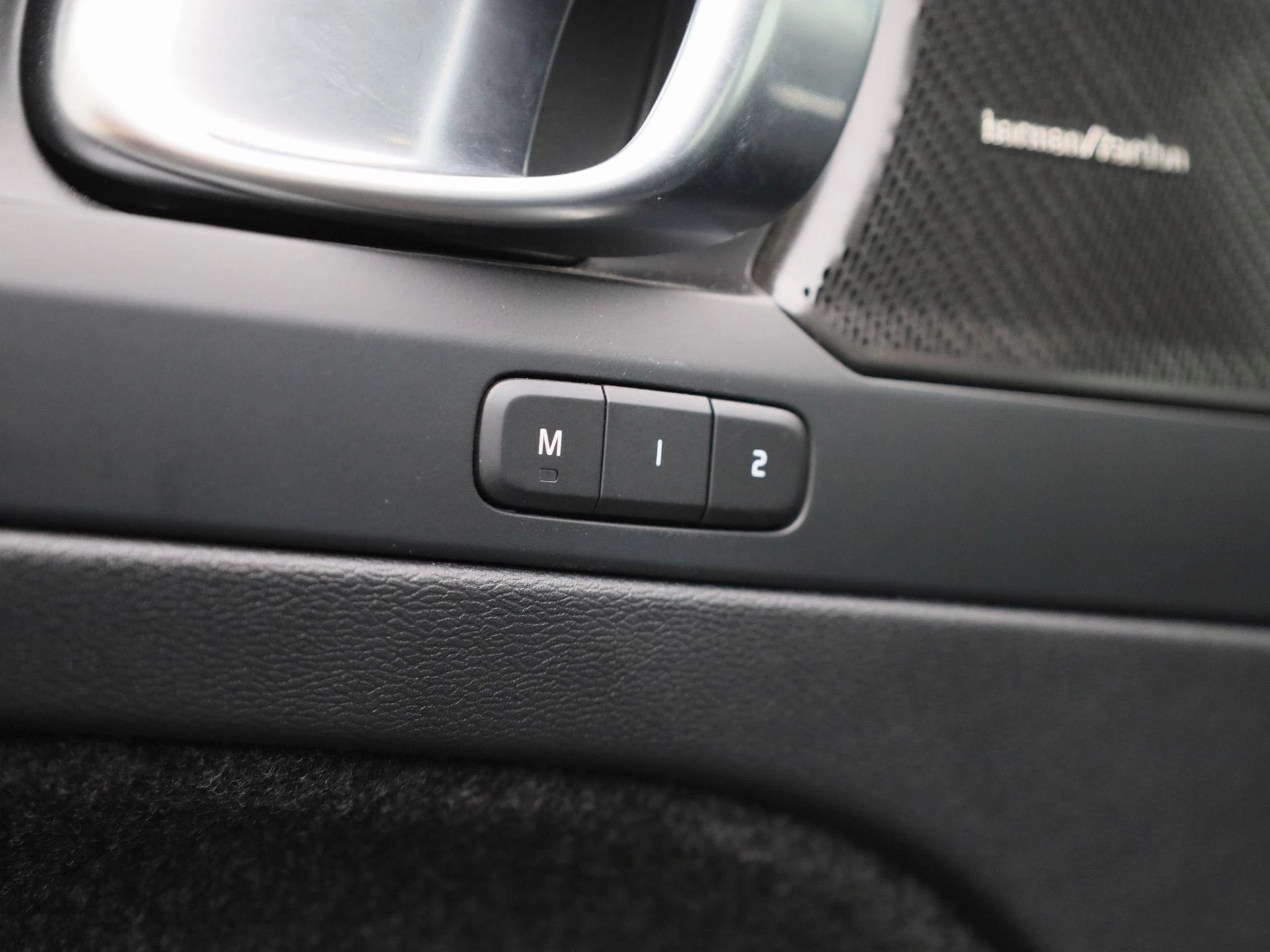 Volvo-XC40-image-33