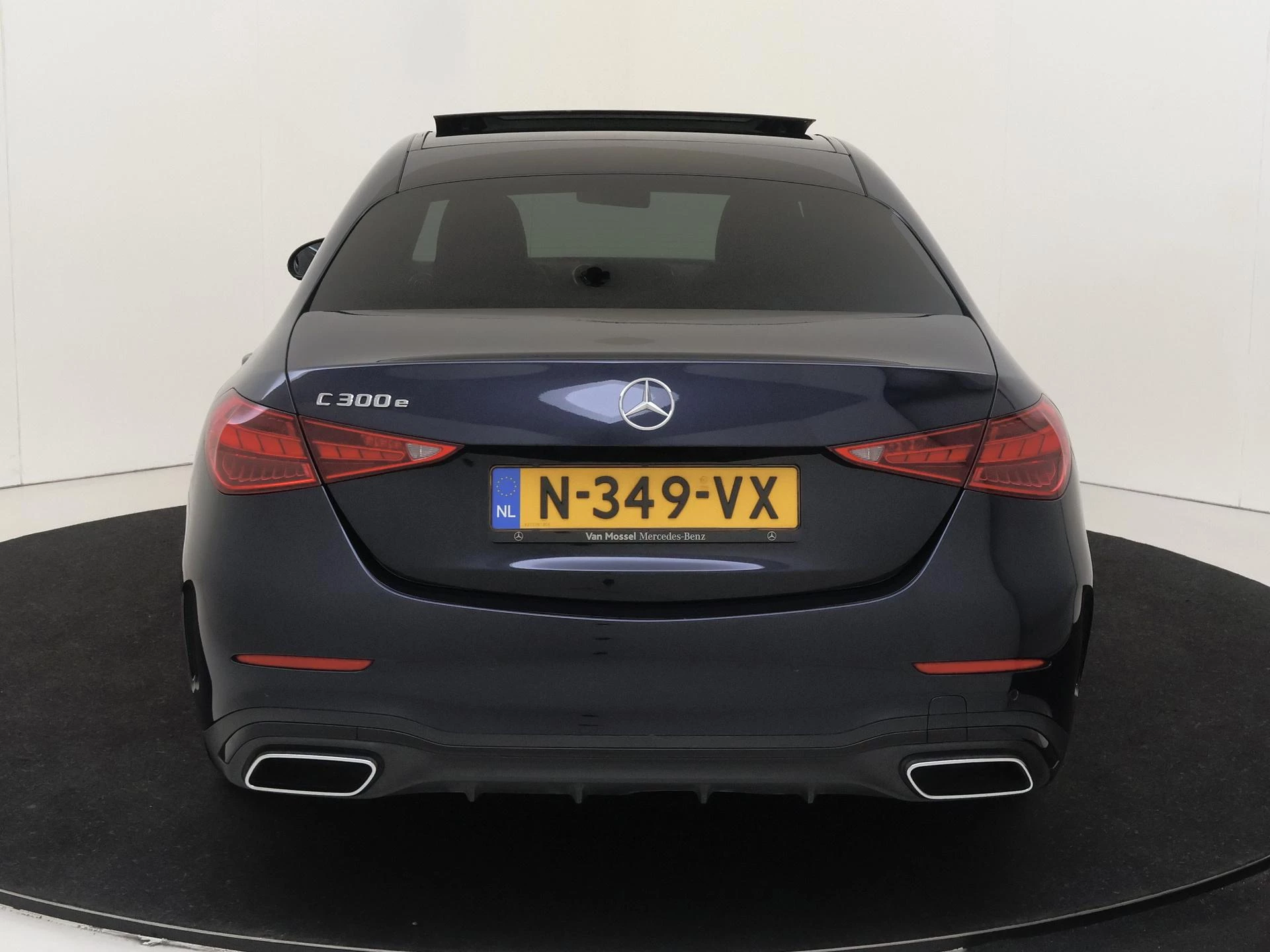 Mercedes-Benz C-Klasse 300 e AMG Line